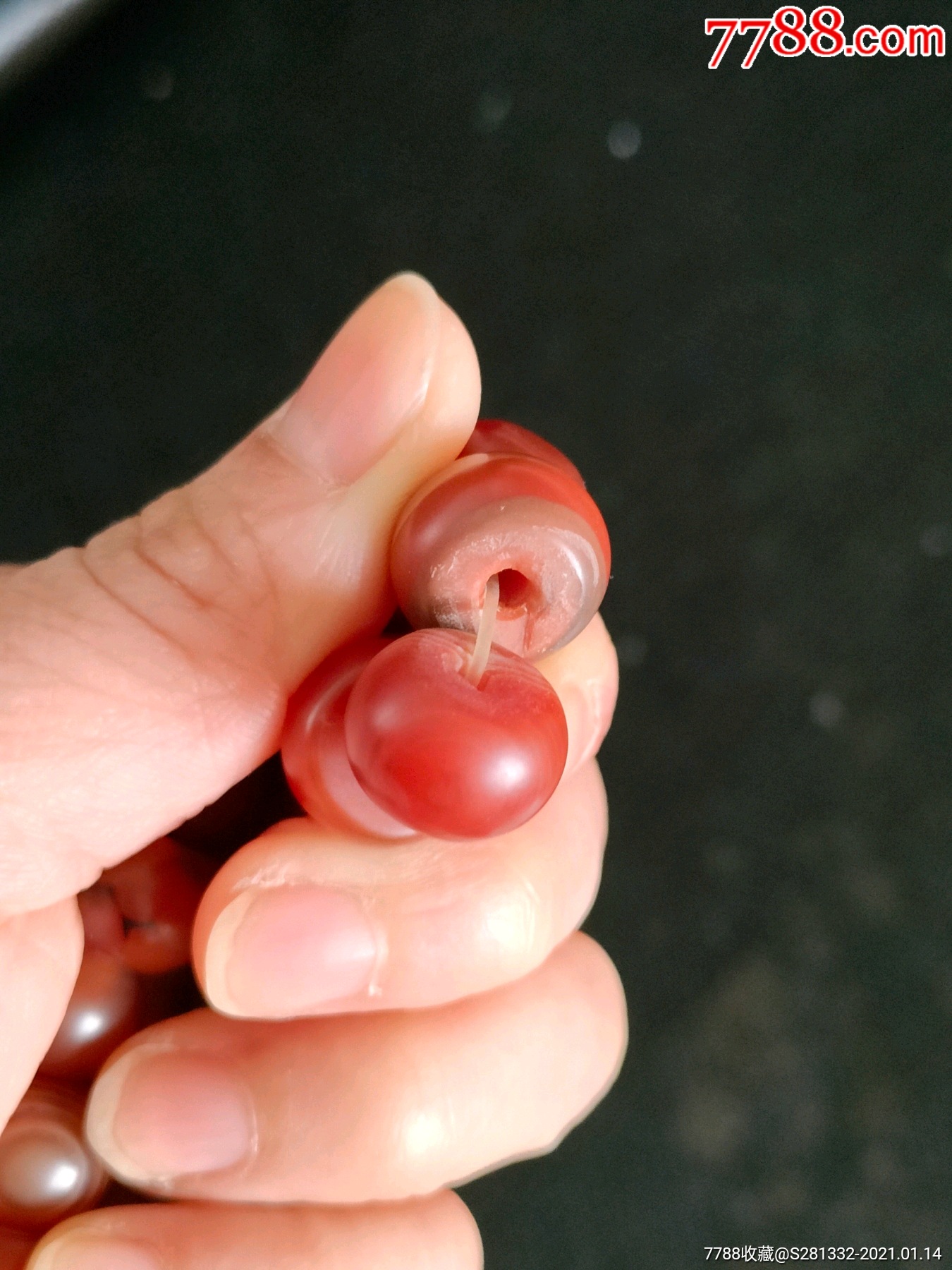 民国玛瑙珠子手串一条