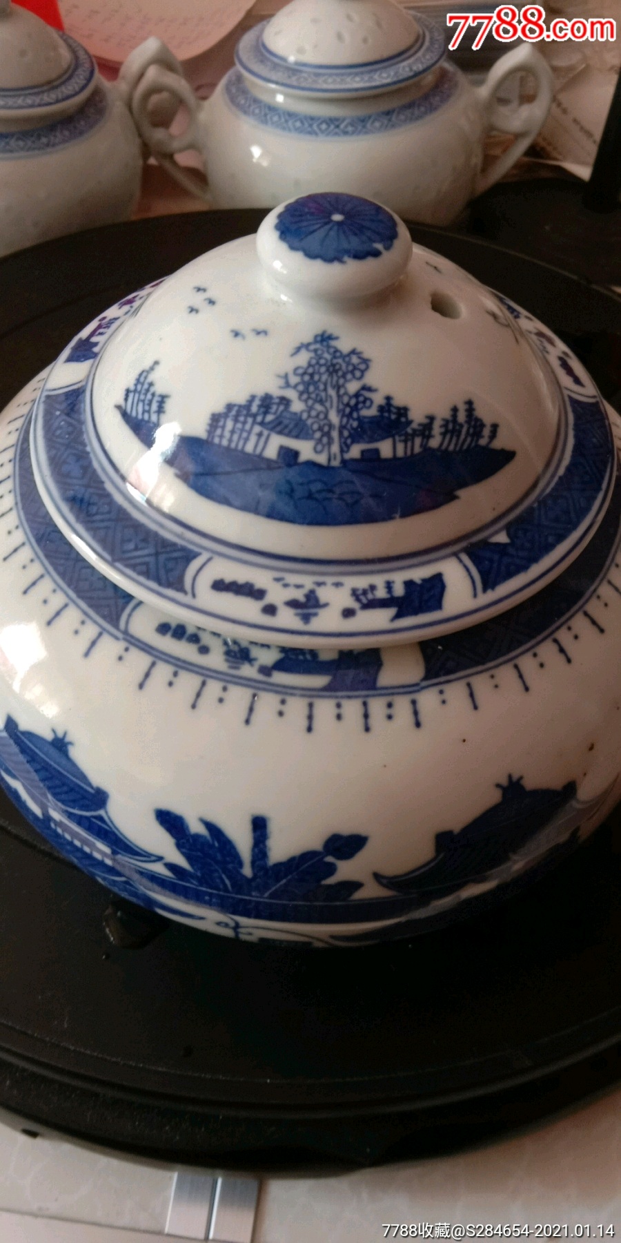 80年代人民瓷厂青花梧桐大茶壶