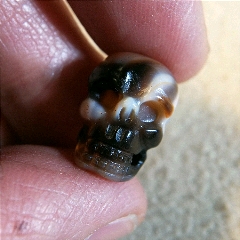 满朱砂红黑色尸陀林天珠吊坠带原镶蚀佛眼宝贝尺寸长155宽115毫