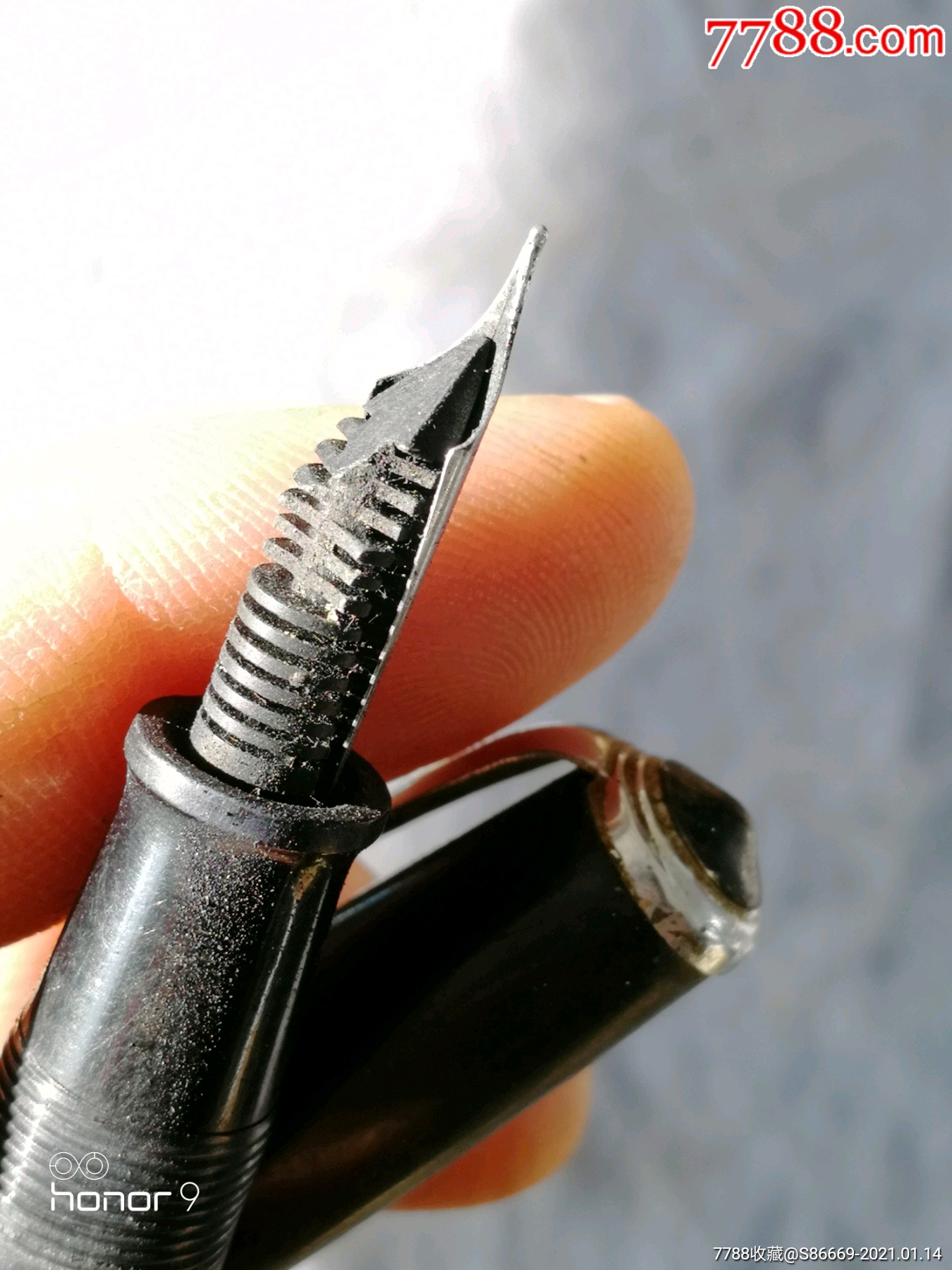 鸵鸟铱金尖钢笔