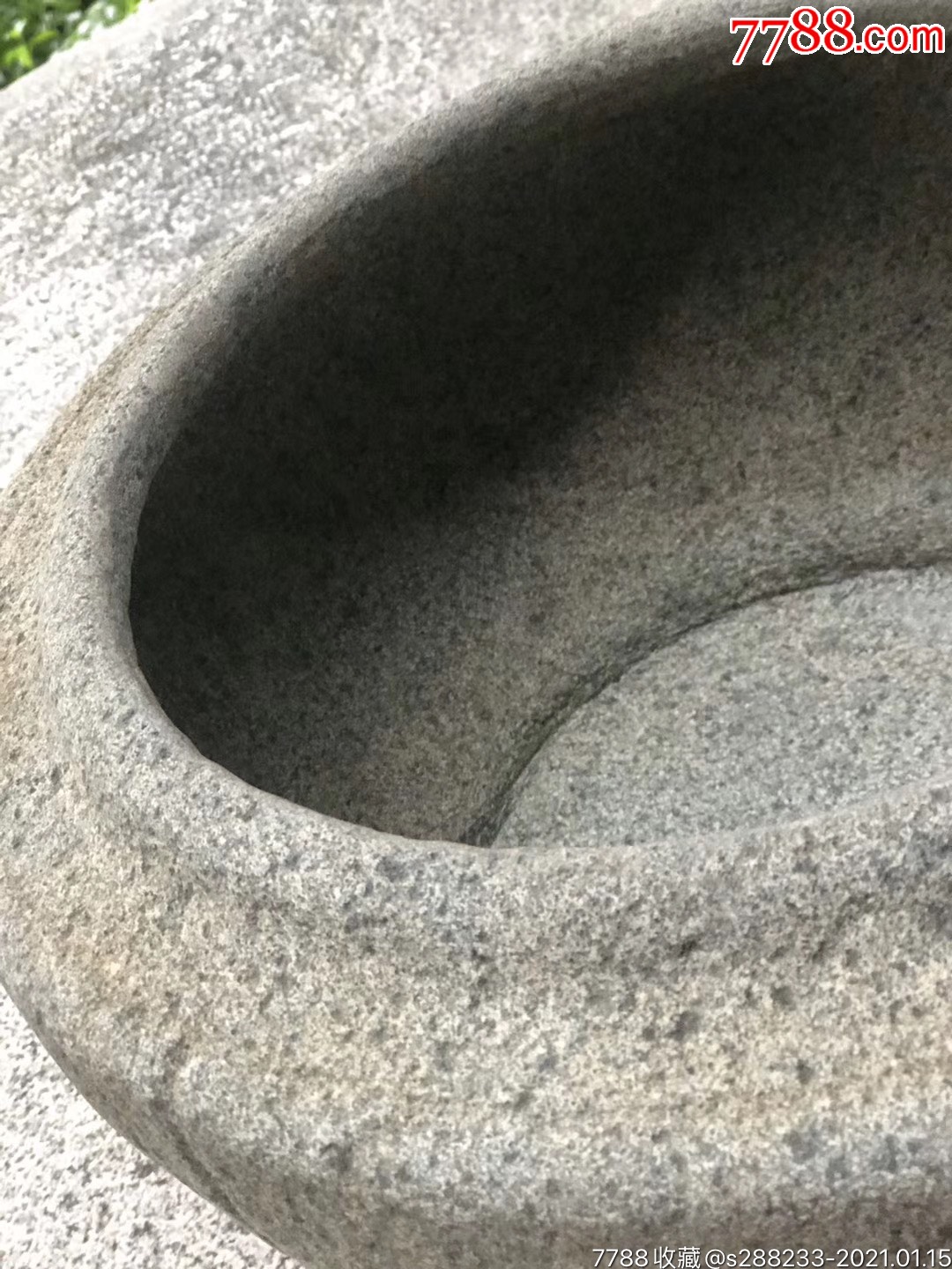 清代绿豆青石金鱼缸