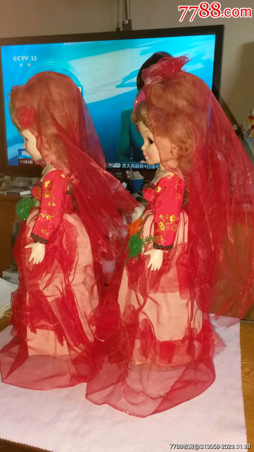 八十年代原盒全新婚纱新娘胶皮娃娃一对