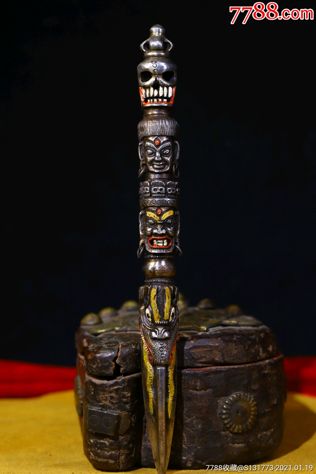 藏地天铁金刚降魔杵法器天铁描彩精雕天铁纯手工敲打錾刻描彩老法器高