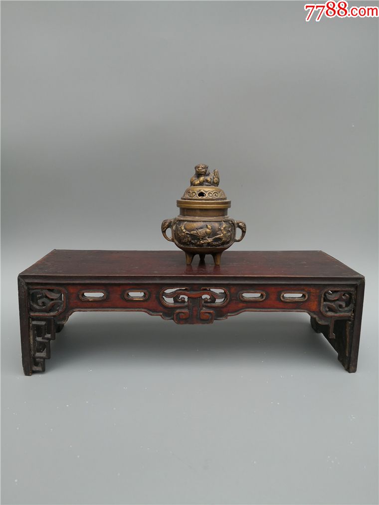 建国后铜狮钮开窗花鸟香薰包老铜器香炉笔架钱币镇尺墨盒铜壶铜座佛像