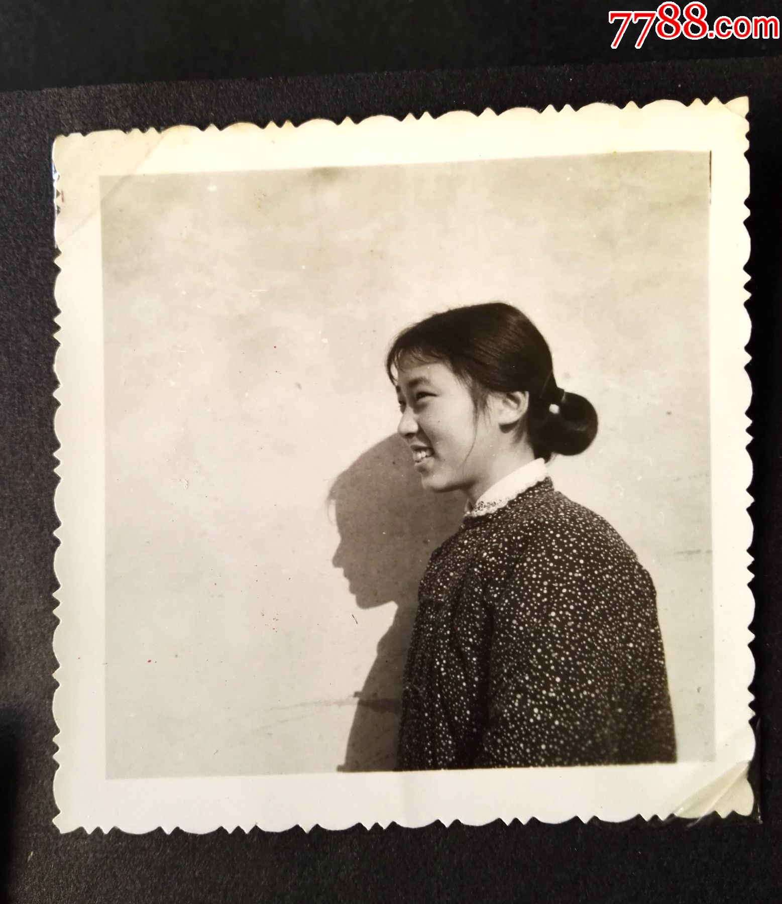 到八十年代一个漂亮上海女孩的私家相册上海市文教五七干校老照片57张