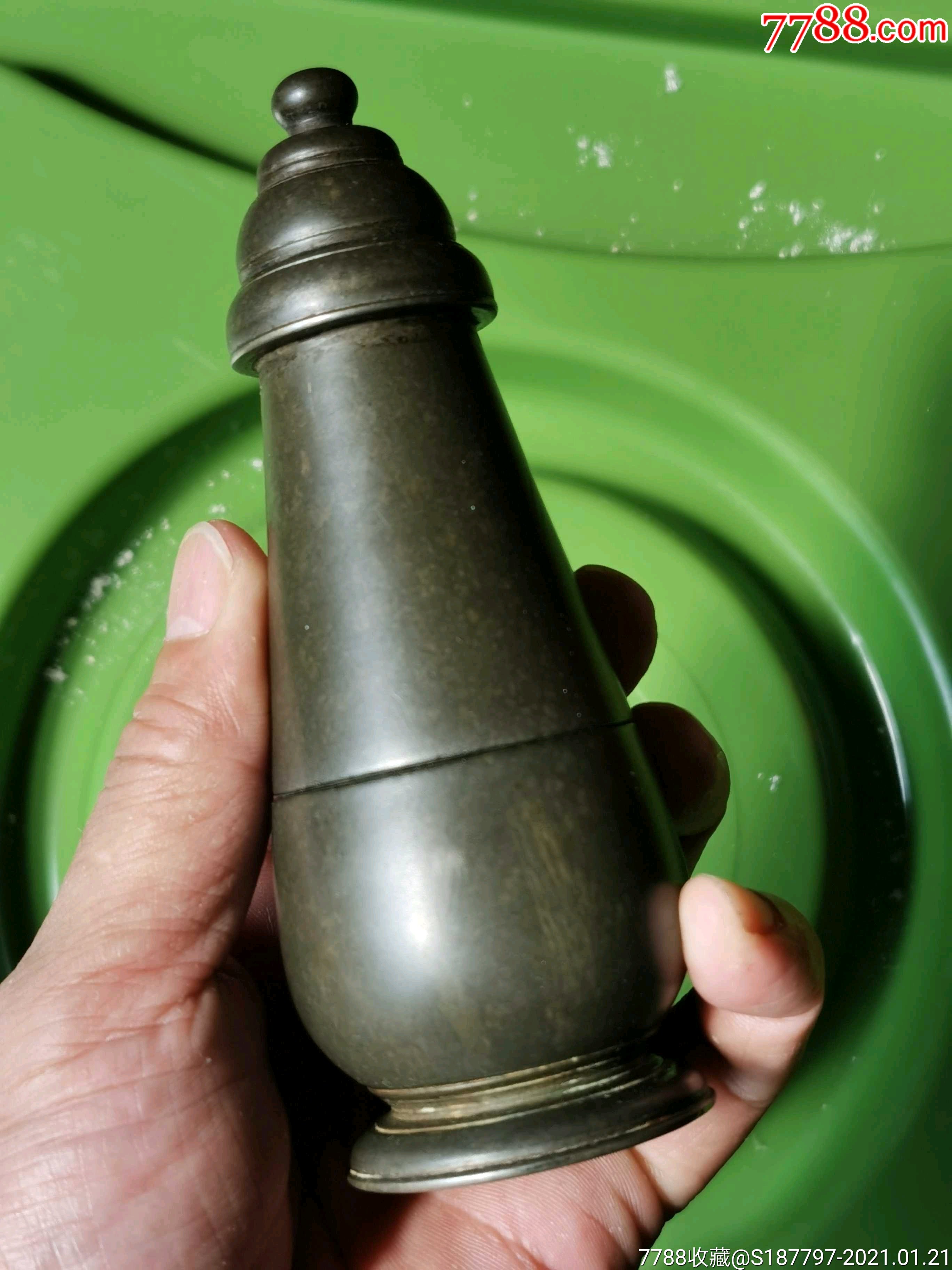 唐塔形舍利青铜瓶