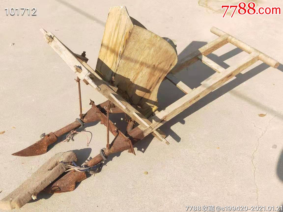 民俗精品,农耕老播种机,品相如图,民俗收藏佳品.