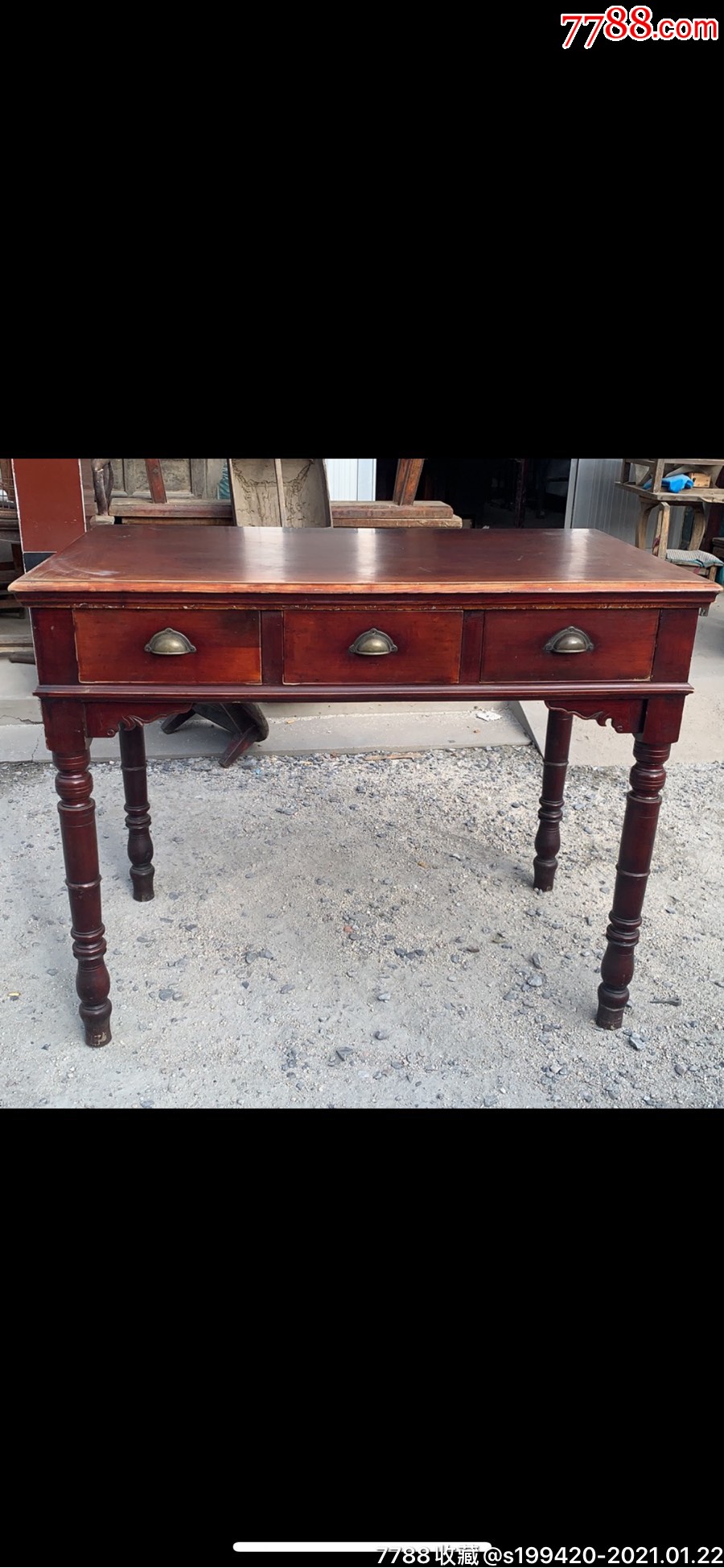 民国榉木书桌做工精致结实牢固面光如镜原装铜饰包浆圆润
