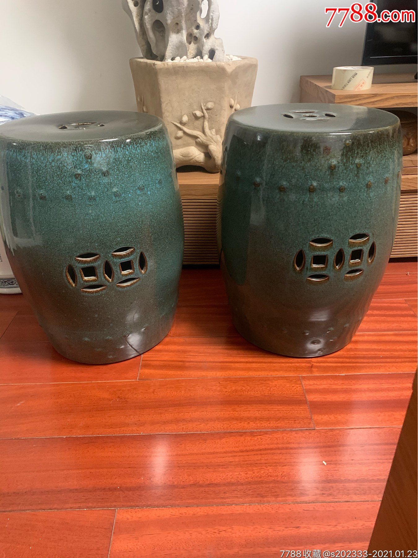 七八十年代商店定制钧釉鼓凳一对