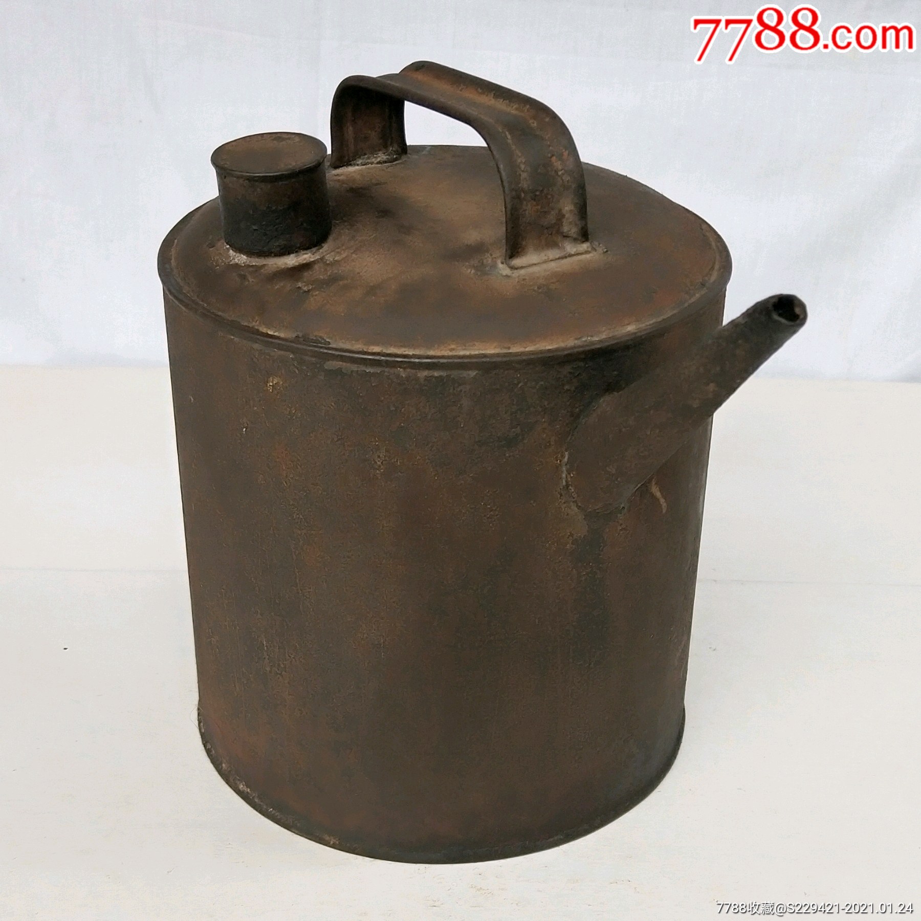 老物件金属铁壶照明收纳煤油燃油壶铁皮桶怀旧收藏品