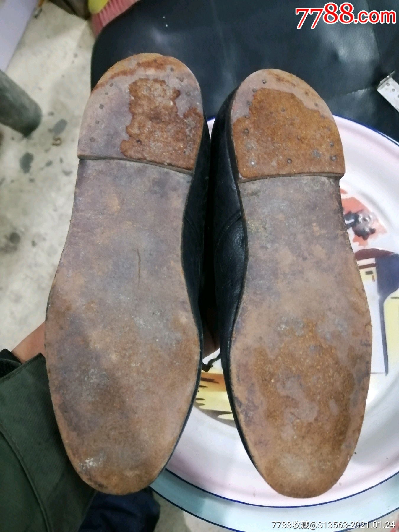 民国时期三寸金莲皮鞋