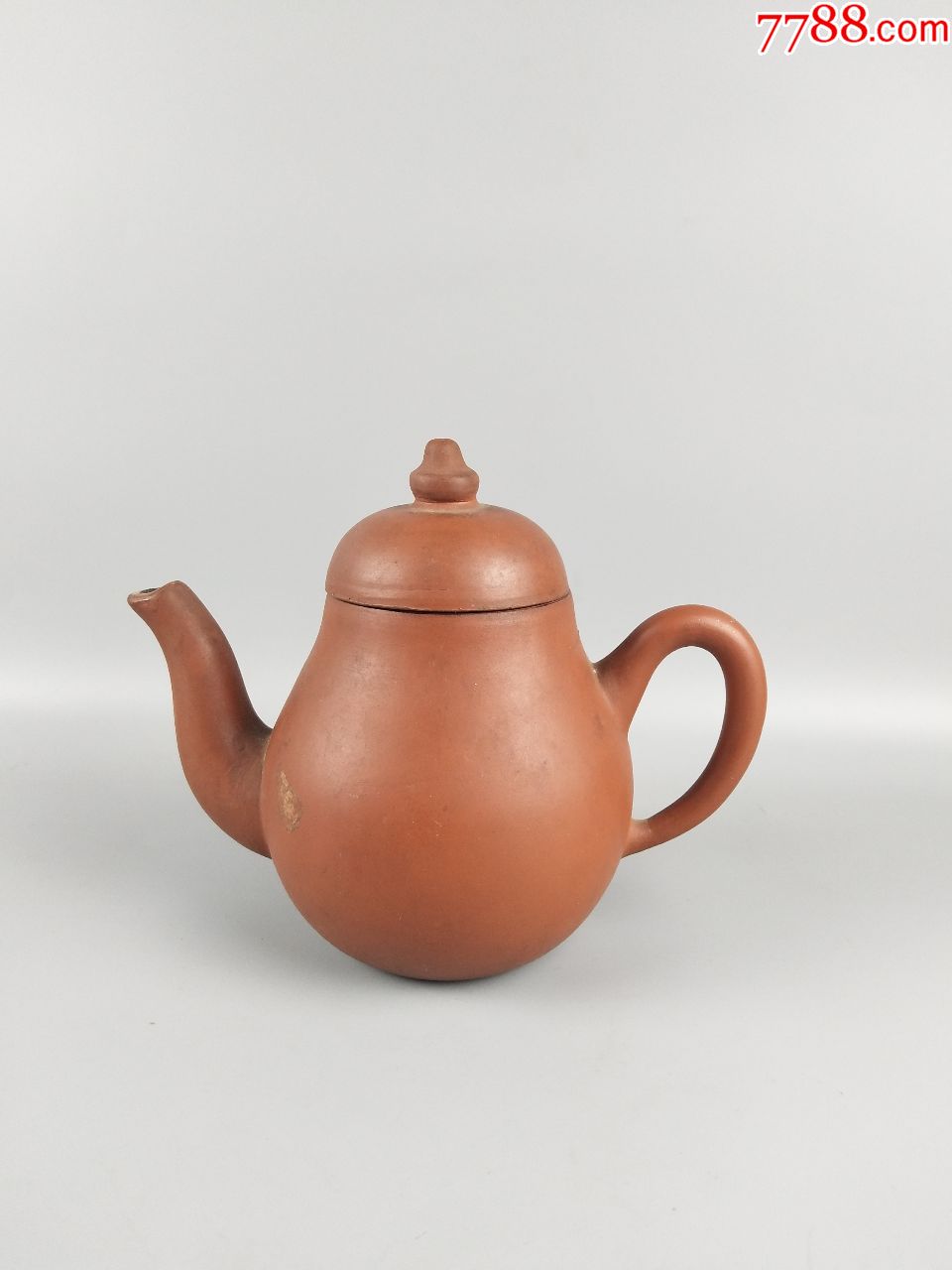 宜兴紫砂底款梨形壶