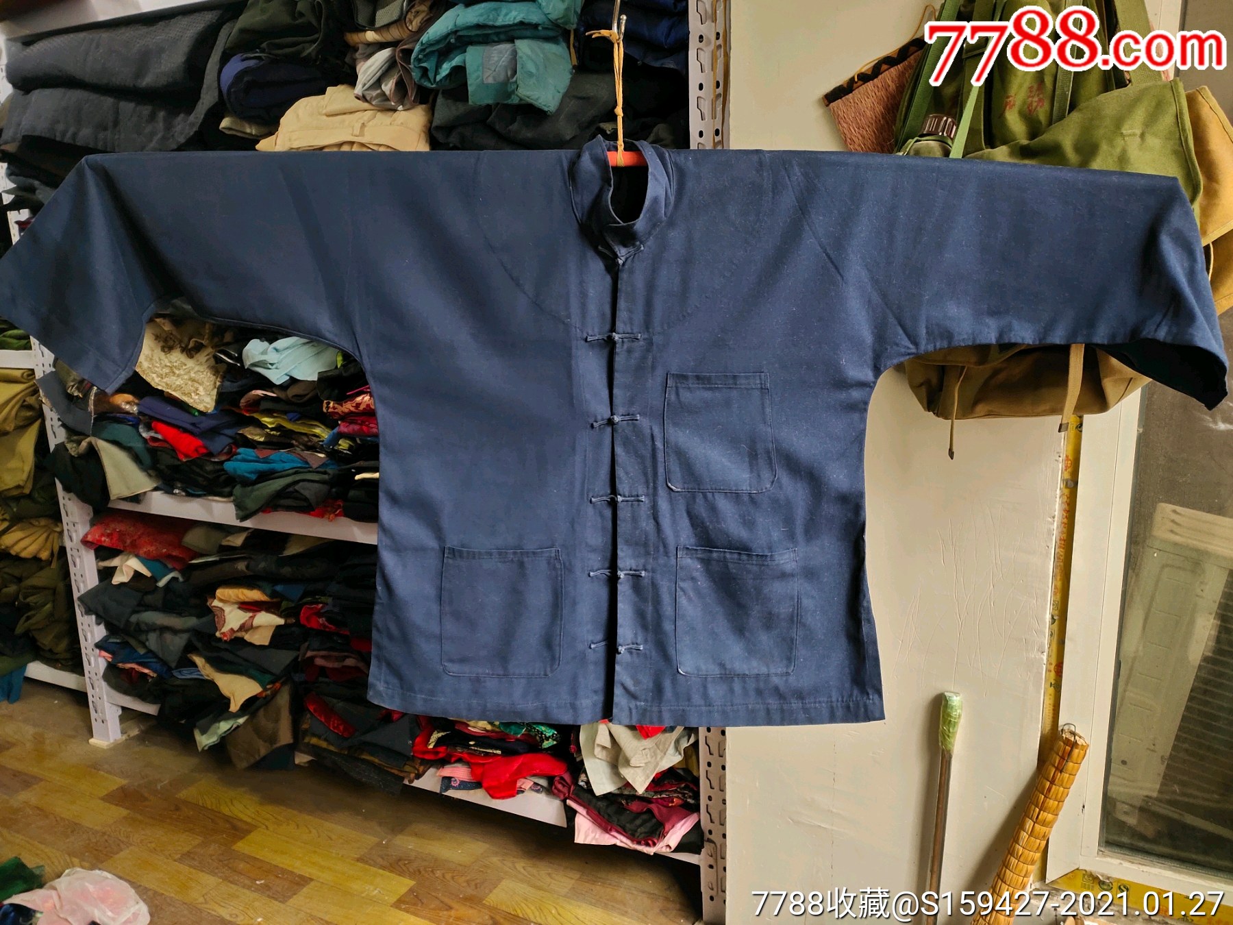 老式对襟男士马褂