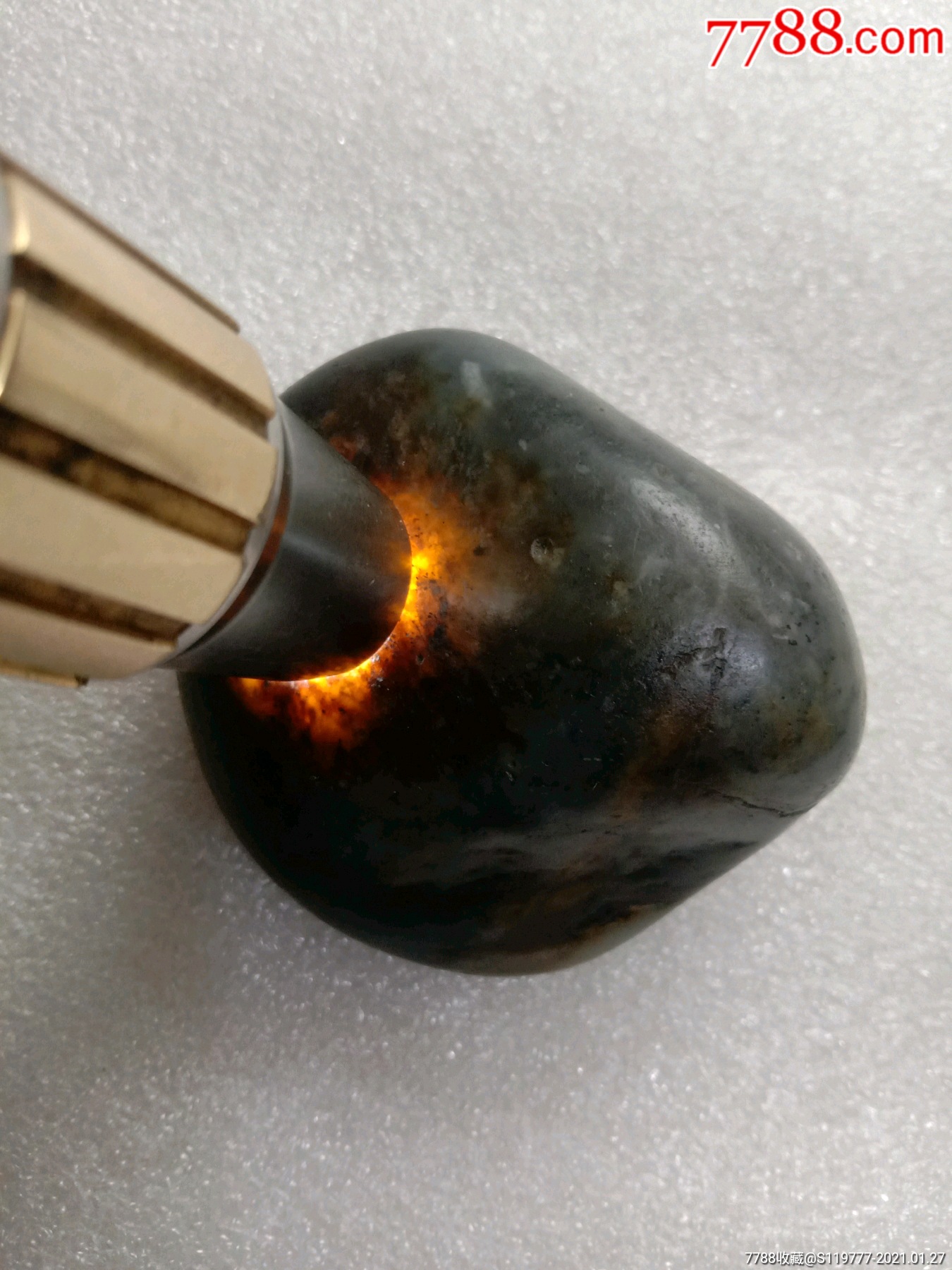 和田玉黑皮青花籽料