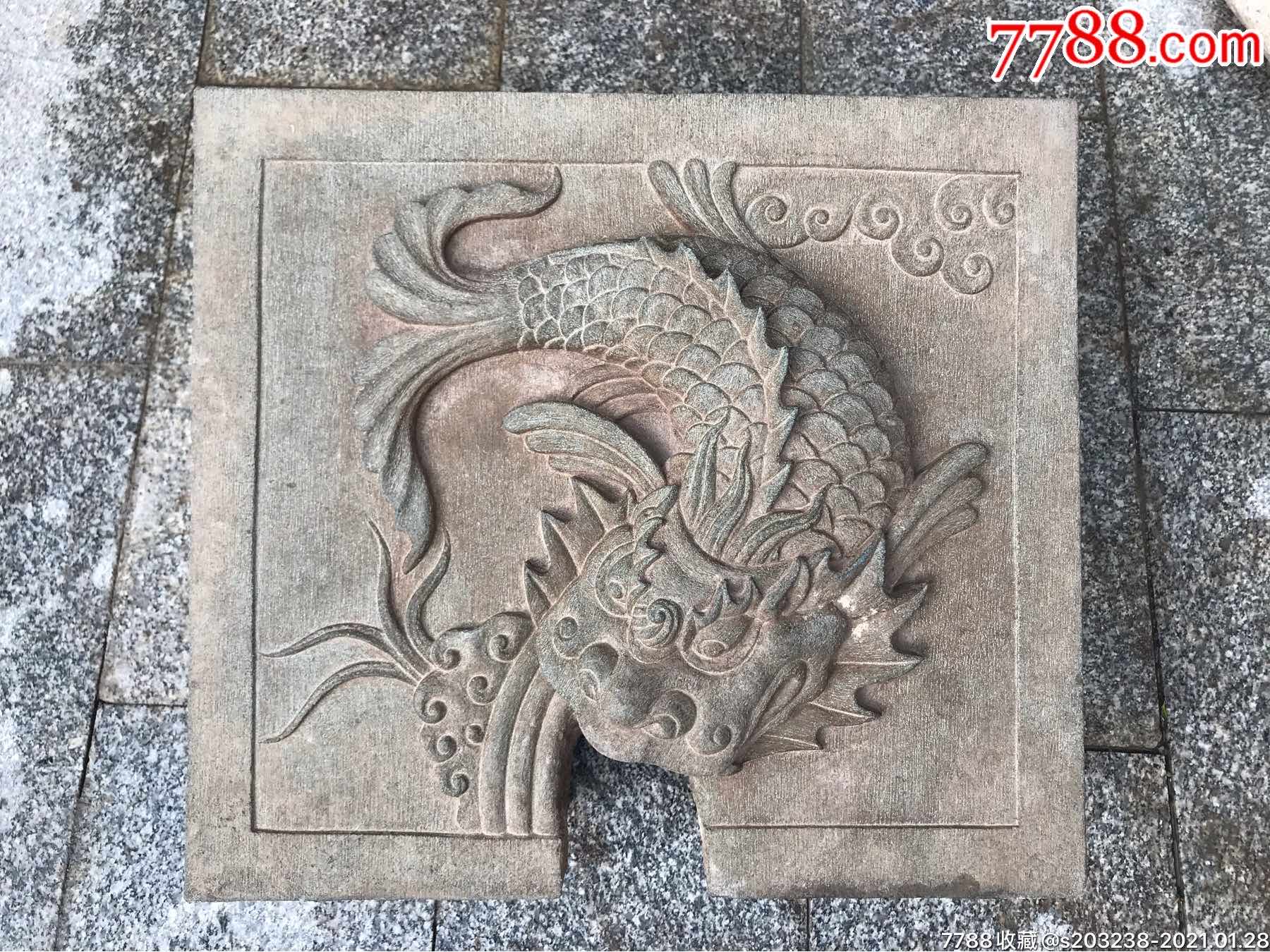 青石雕鱼化龙出水兽一套