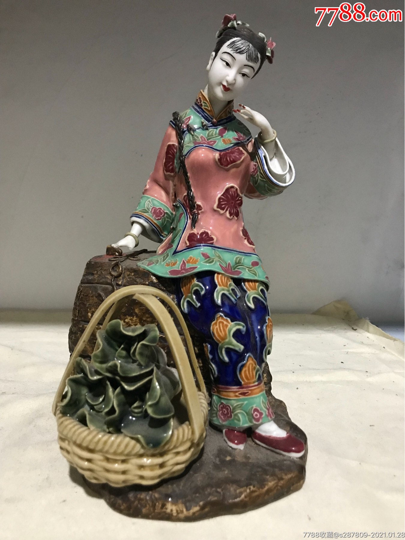 老石湾人物瓷塑摆件