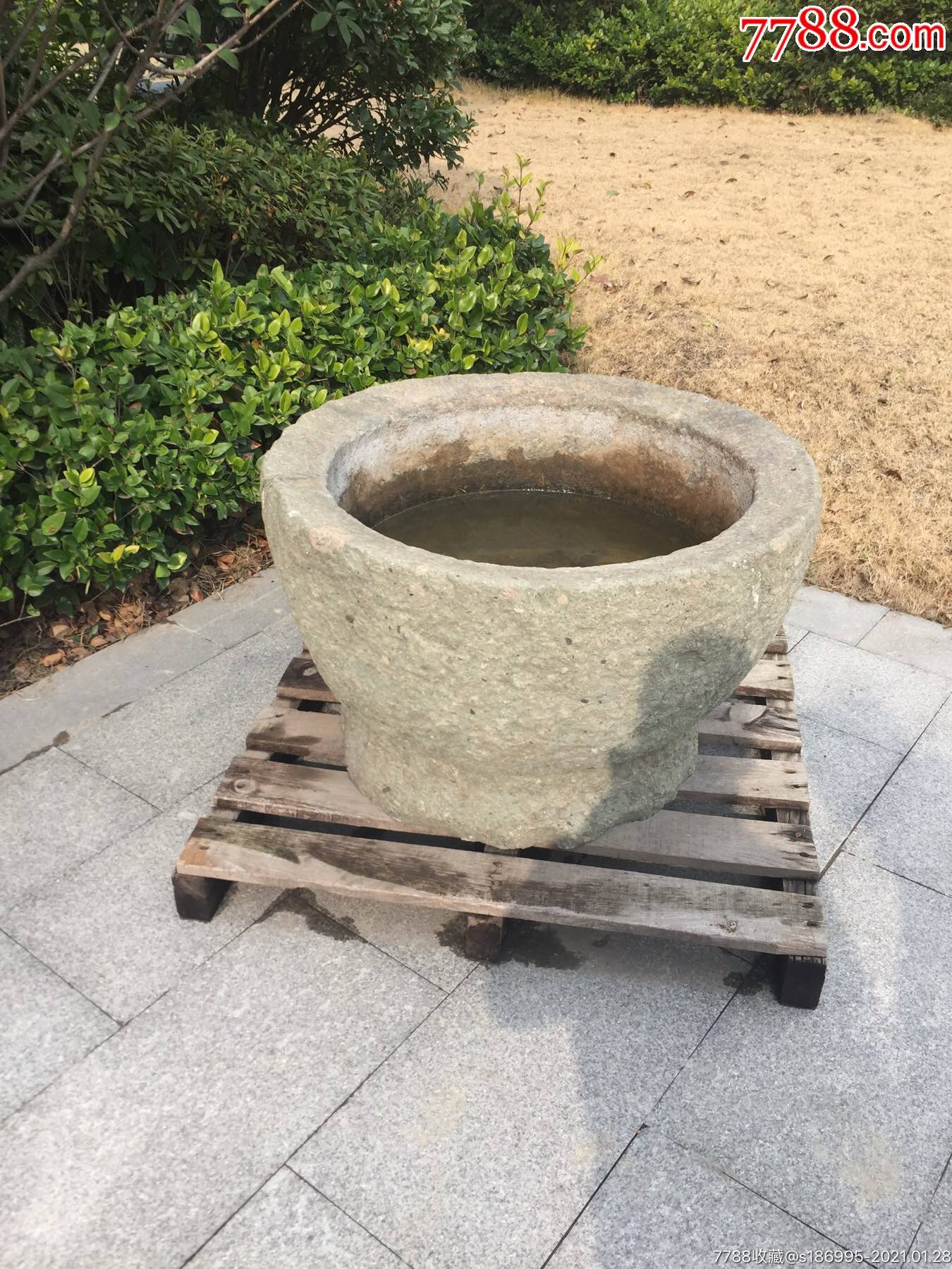 清代茶园青茶园石石臼两个全品一只74公分一只77公分直径