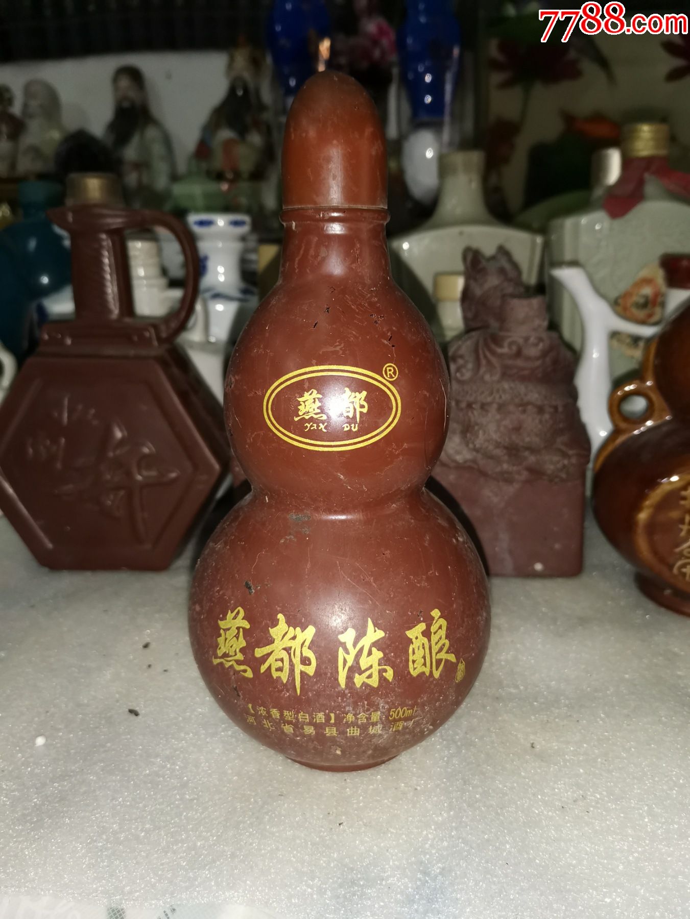 茅台葫芦造型的酒图片