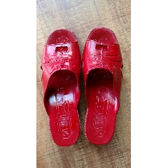 780年代塑料女式凉鞋红叶牌一型半39码品好可用可藏做道具