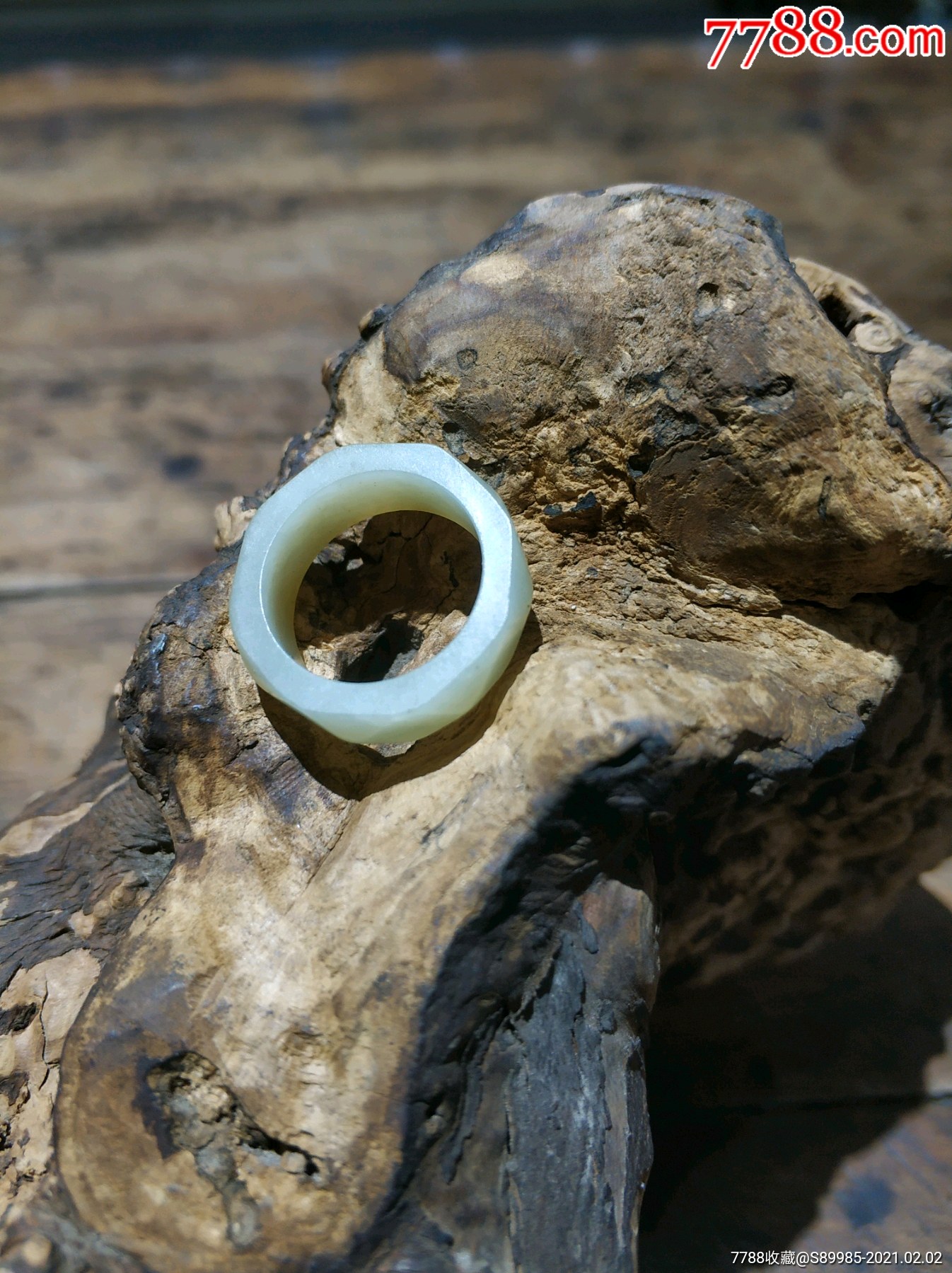 清代和田玉戒指