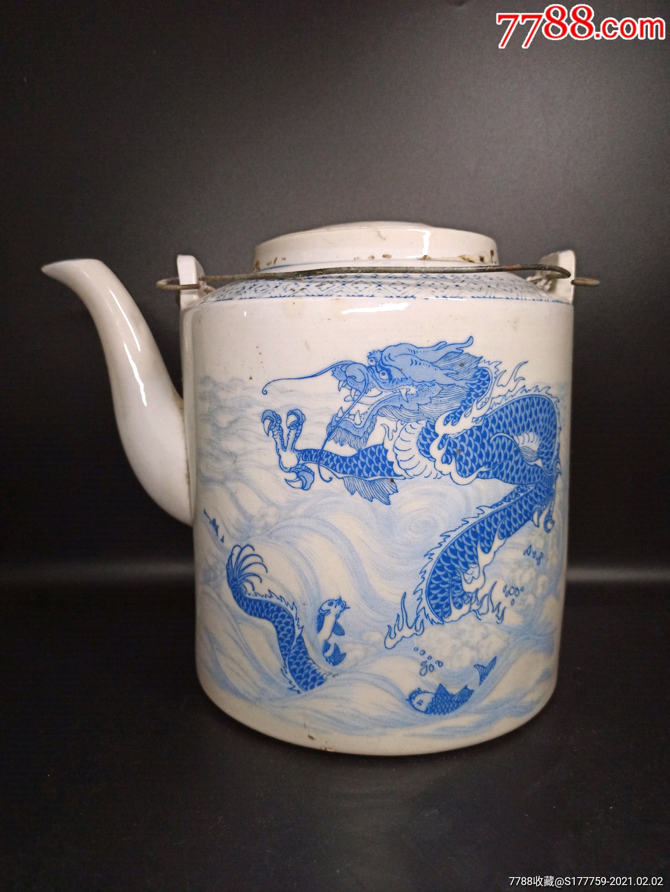 七八十年代中国高陂瓷鱼跃龙门大号青花提梁壶同类型最大号巨无霸高24