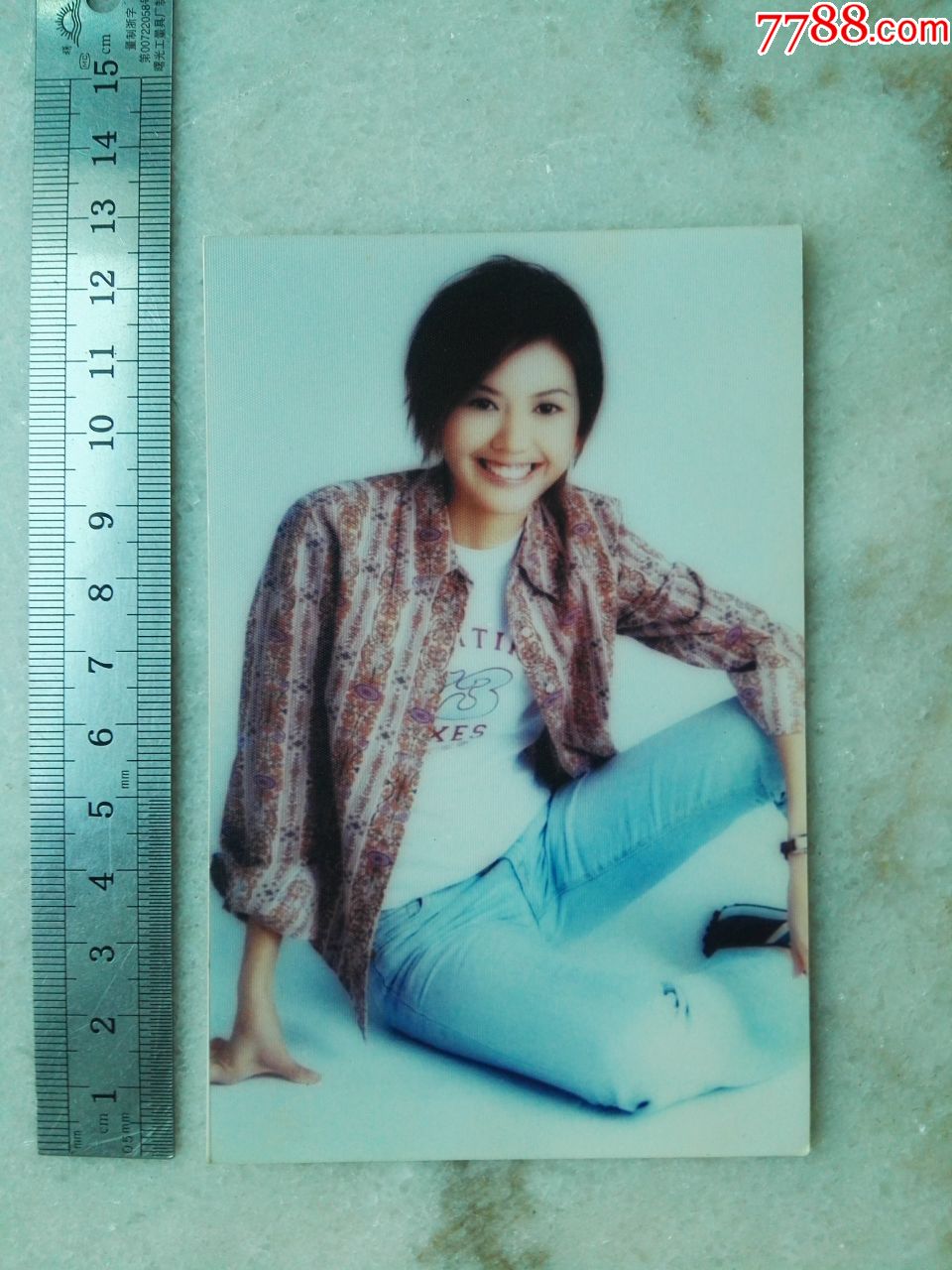 歌手孙燕姿老彩照