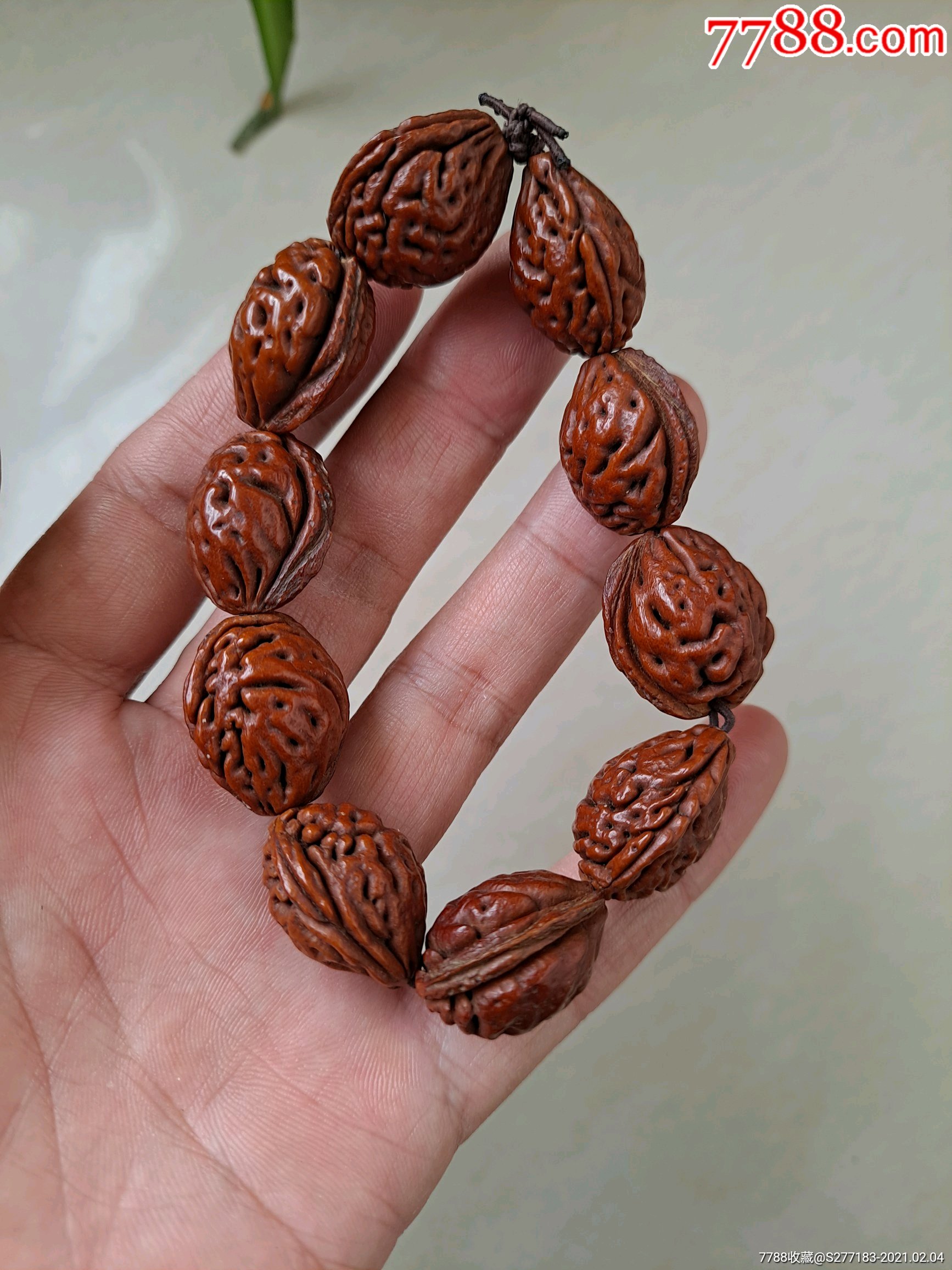 野生老桃核手串,包老包真,品相完整如图所示