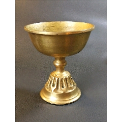 商品名称:藏传金黄色清民代老黄铜酥油灯【宝贝尺寸】:高7.5口径6.