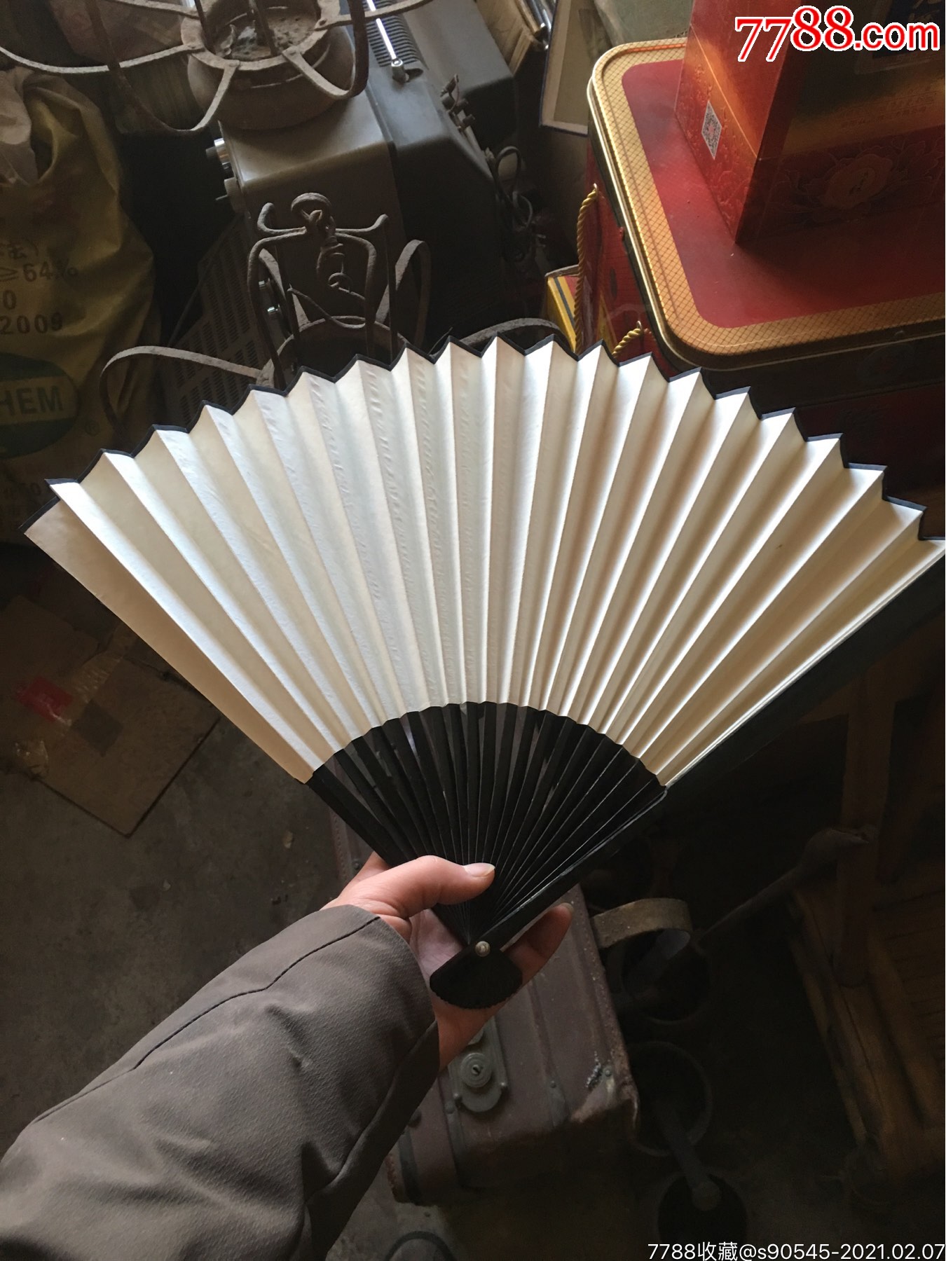 八十年代空白纸扇50把_折扇/纸扇_作品图片_收藏价格_7788纸艺