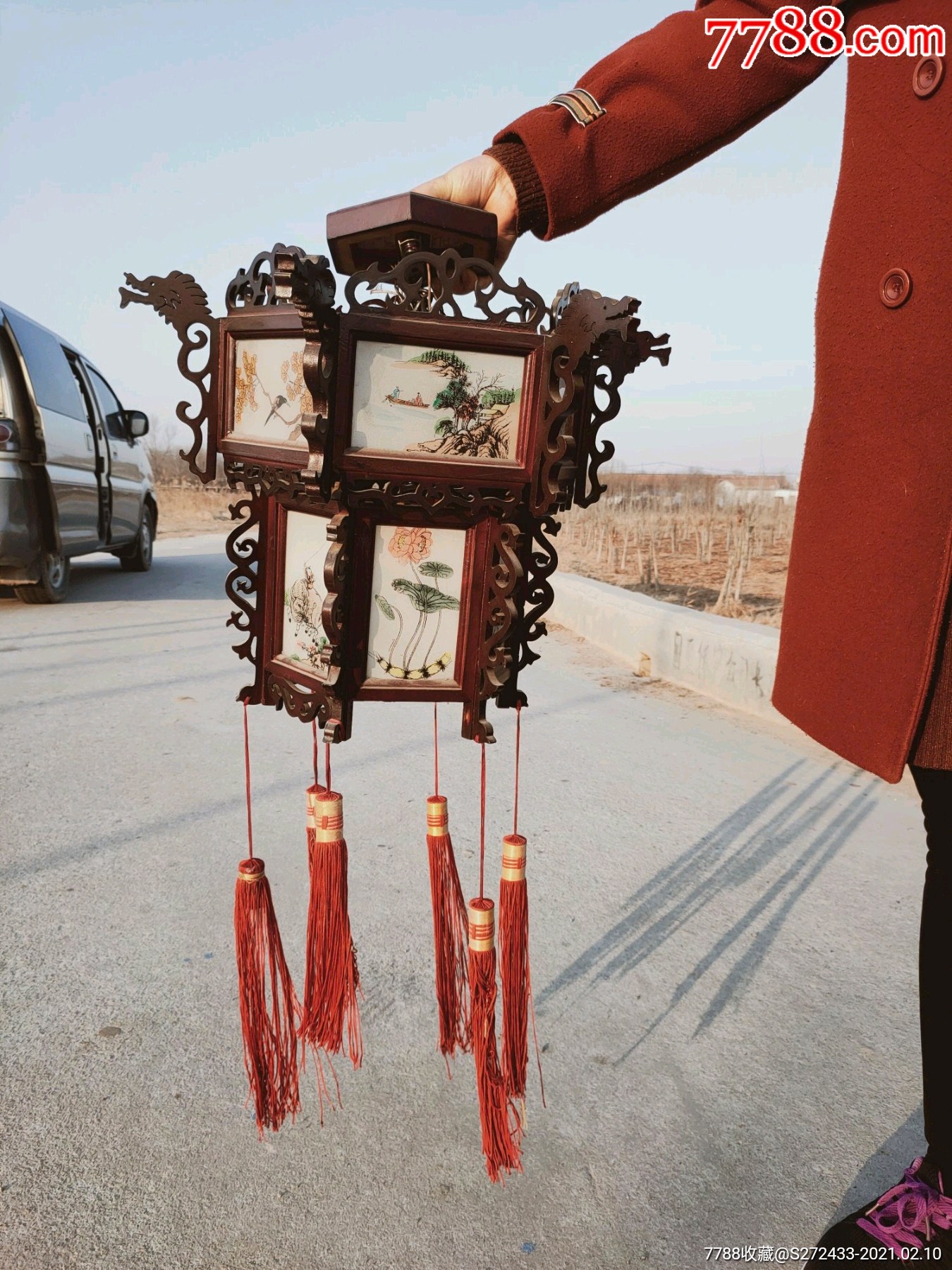 建国时期花灯上有手绘玻璃画寓意吉祥如意全品