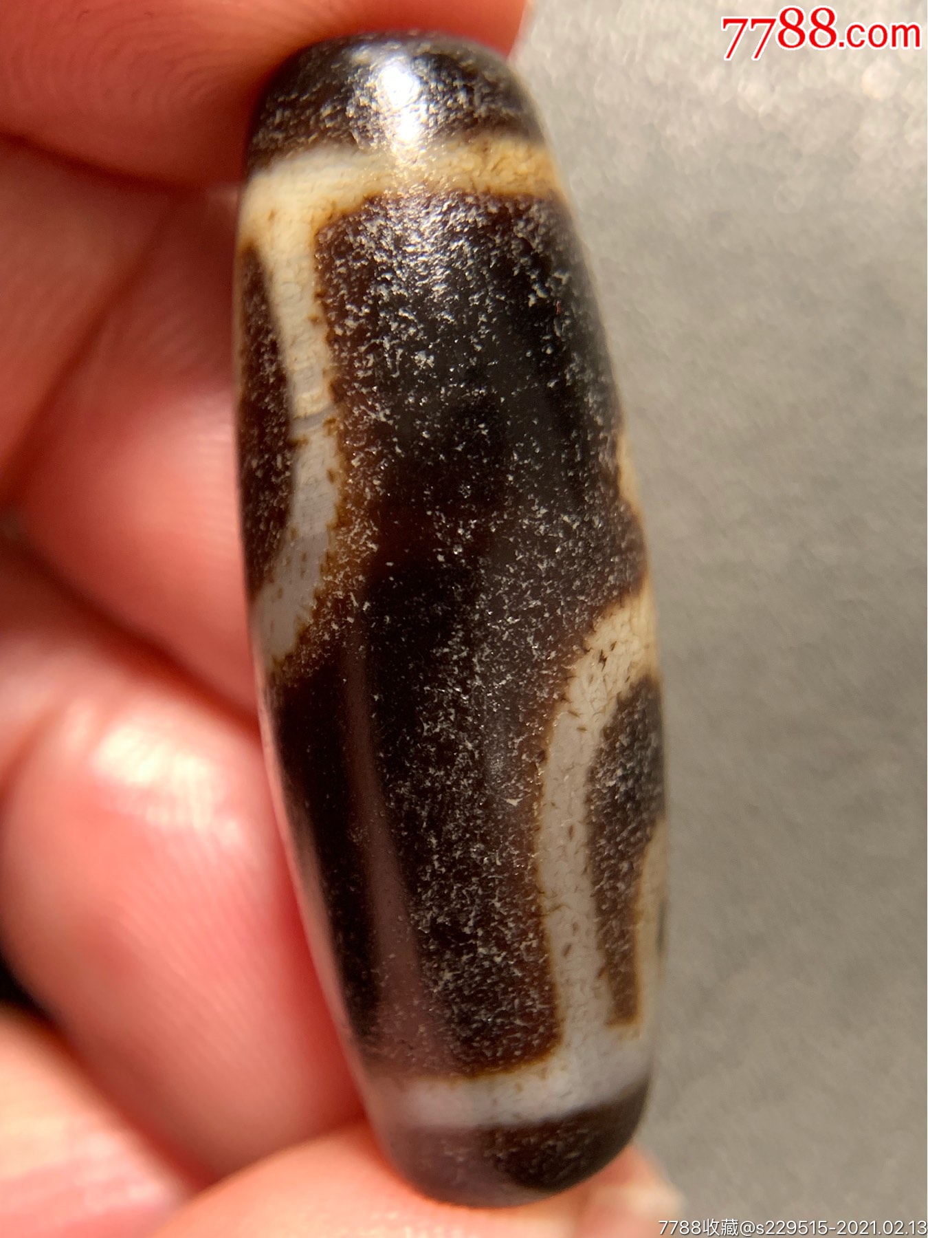 藏传双宝瓶天珠37.8*14毫米