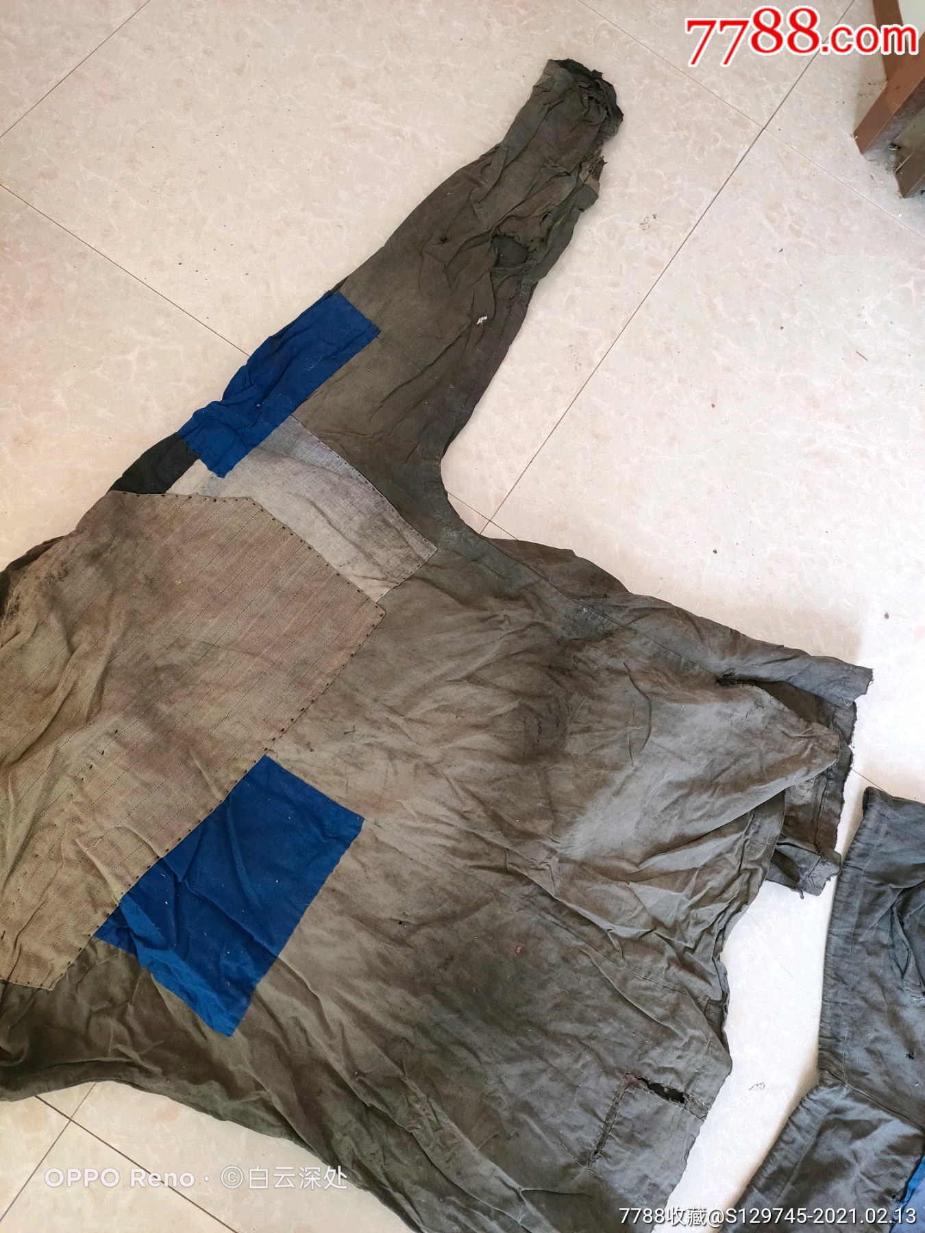 网红服补丁服忆苦思甜红色展藏馆标配