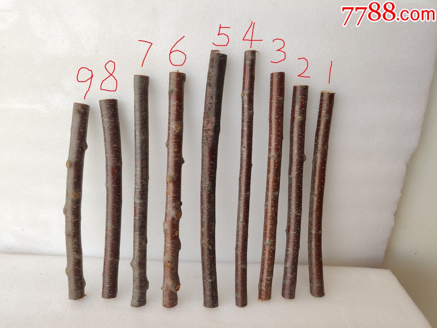 太行山"野桃木"第七组第5根(请看桃木上端的红色数字)(镇宅,辟邪,保