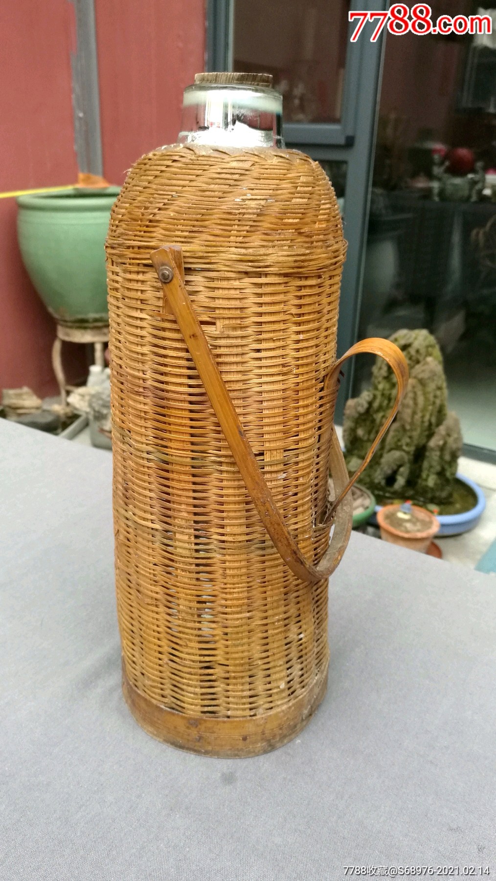 5060年代竹套老暖壶,老暖水瓶,年代戏影视道具,怀旧摆设,高36cm-水壶