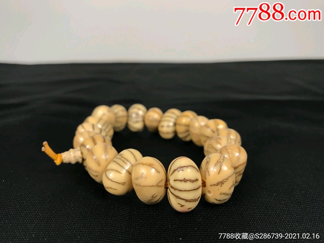 虎皮纹菩提根手串,精选纯天然优质老陈籽,纹络自然,色彩纯正,老包浆