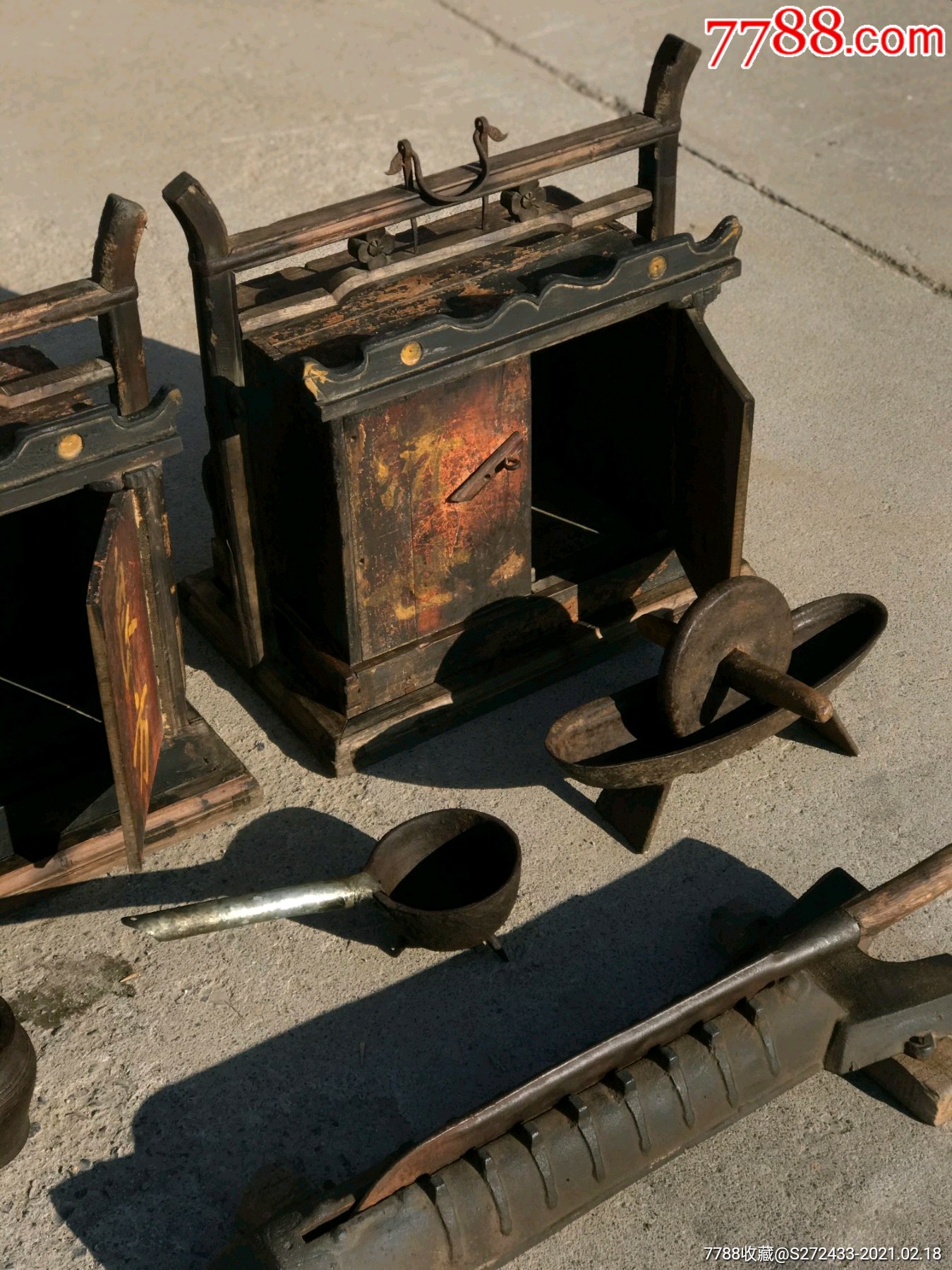 药箱～赤脚医生悬壶济世尺寸如图铡草药铡刀,药捻子,捣药罐,医书一本