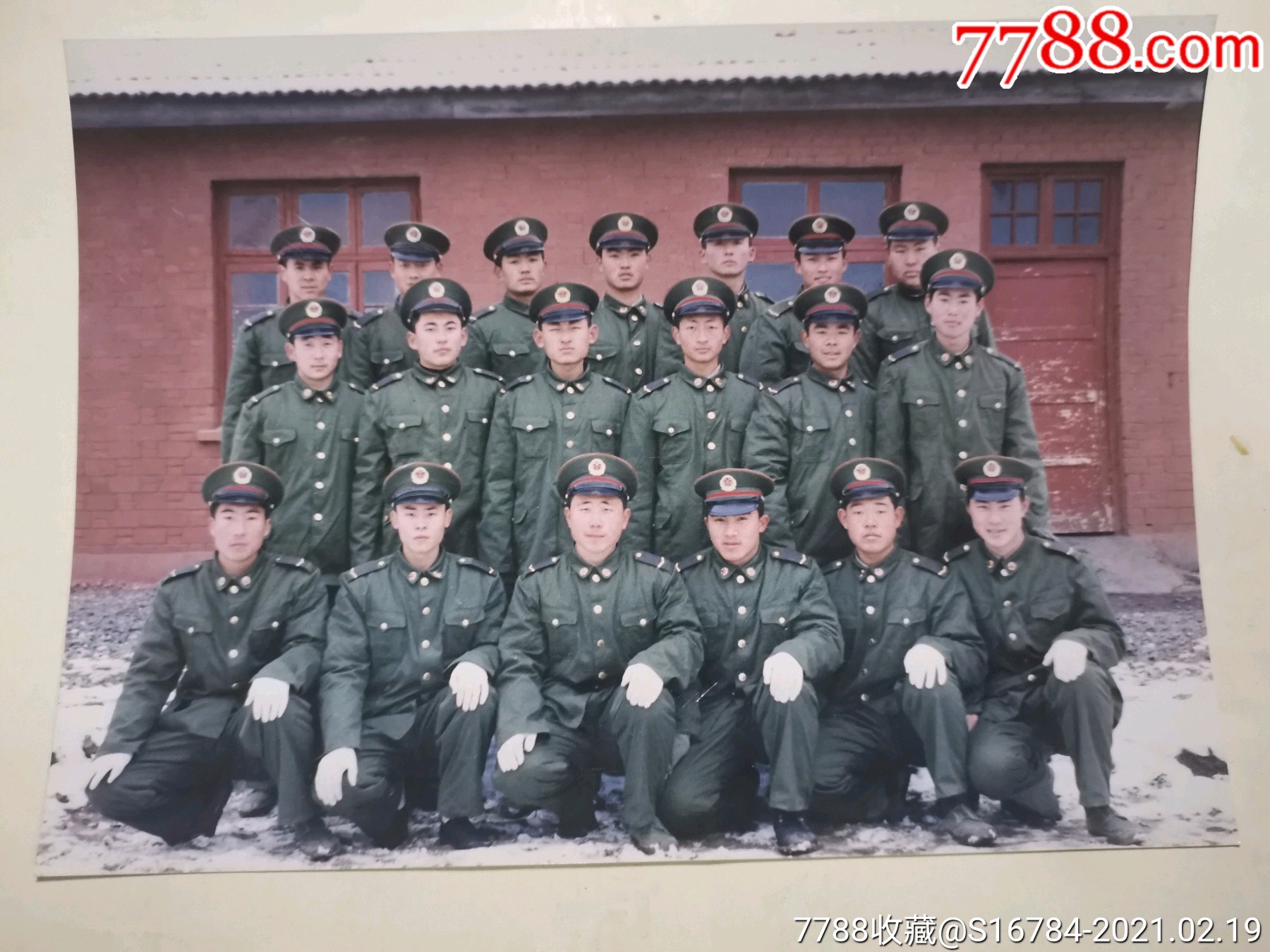 90年代军人合影照片图片