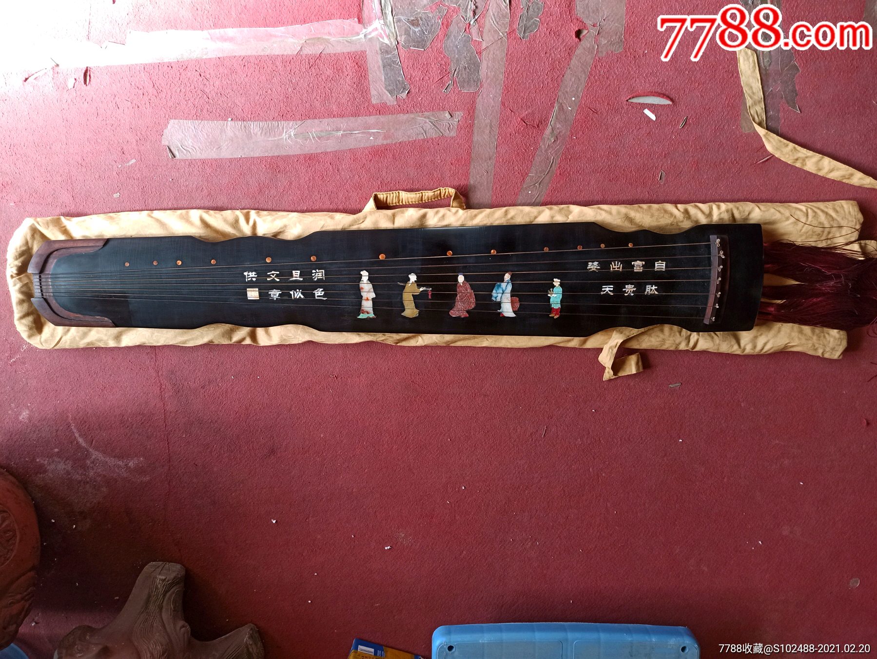 民国时期镶嵌人物玉石古琴一把