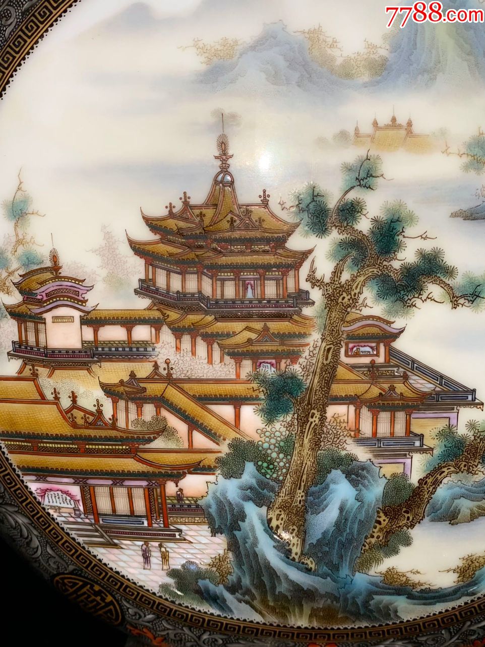 市艺术瓷厂美研室一九七八年墨彩图案描金山水阁楼题诗开窗抱月瓶