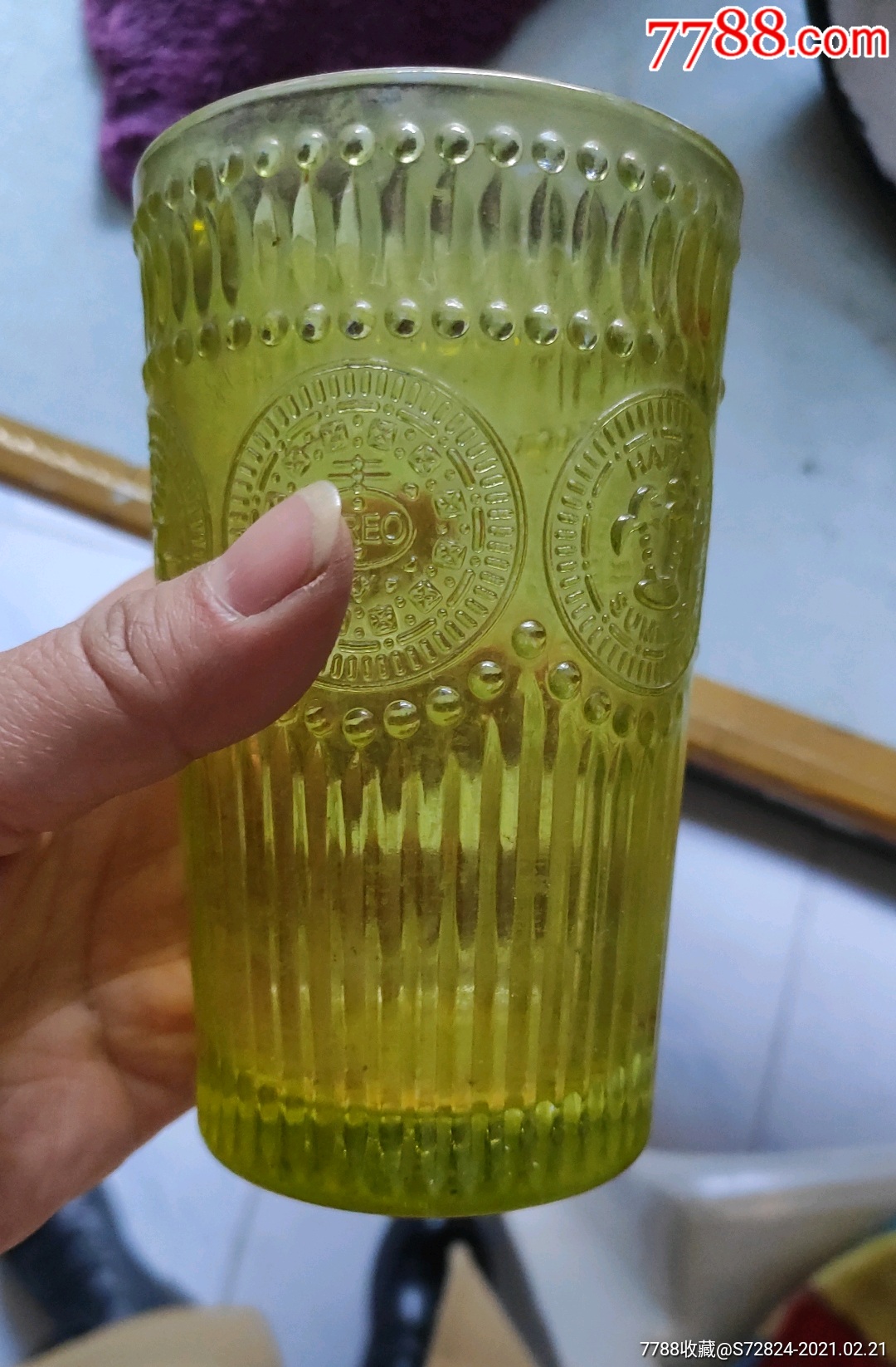 老式印花玻璃杯