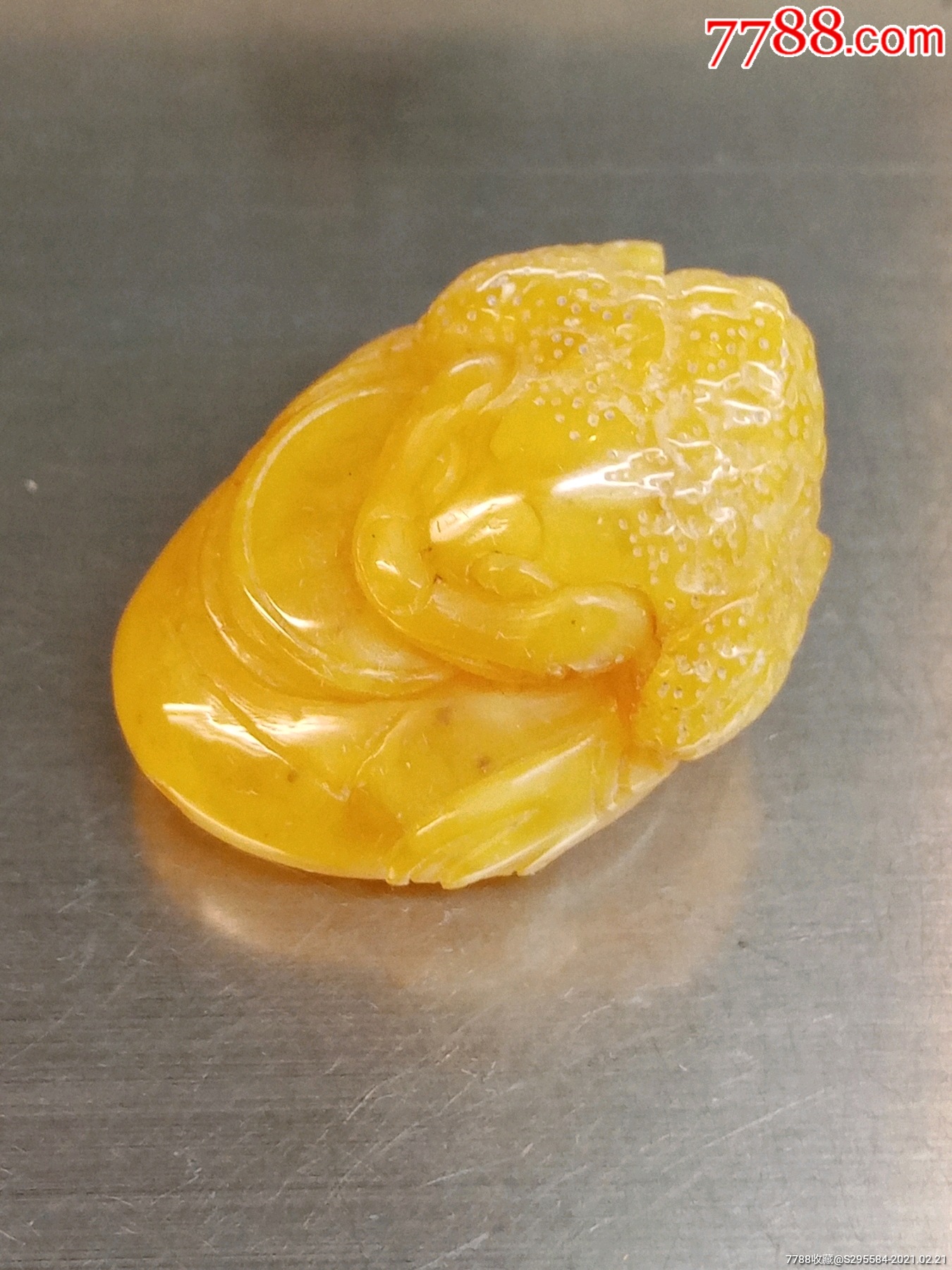 纯天然蜜蜡金蟾雕件