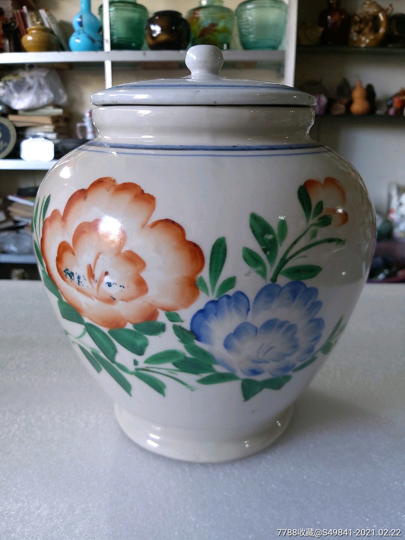 精品50年代朝鲜高丽手绘花图案老瓷器盖罐