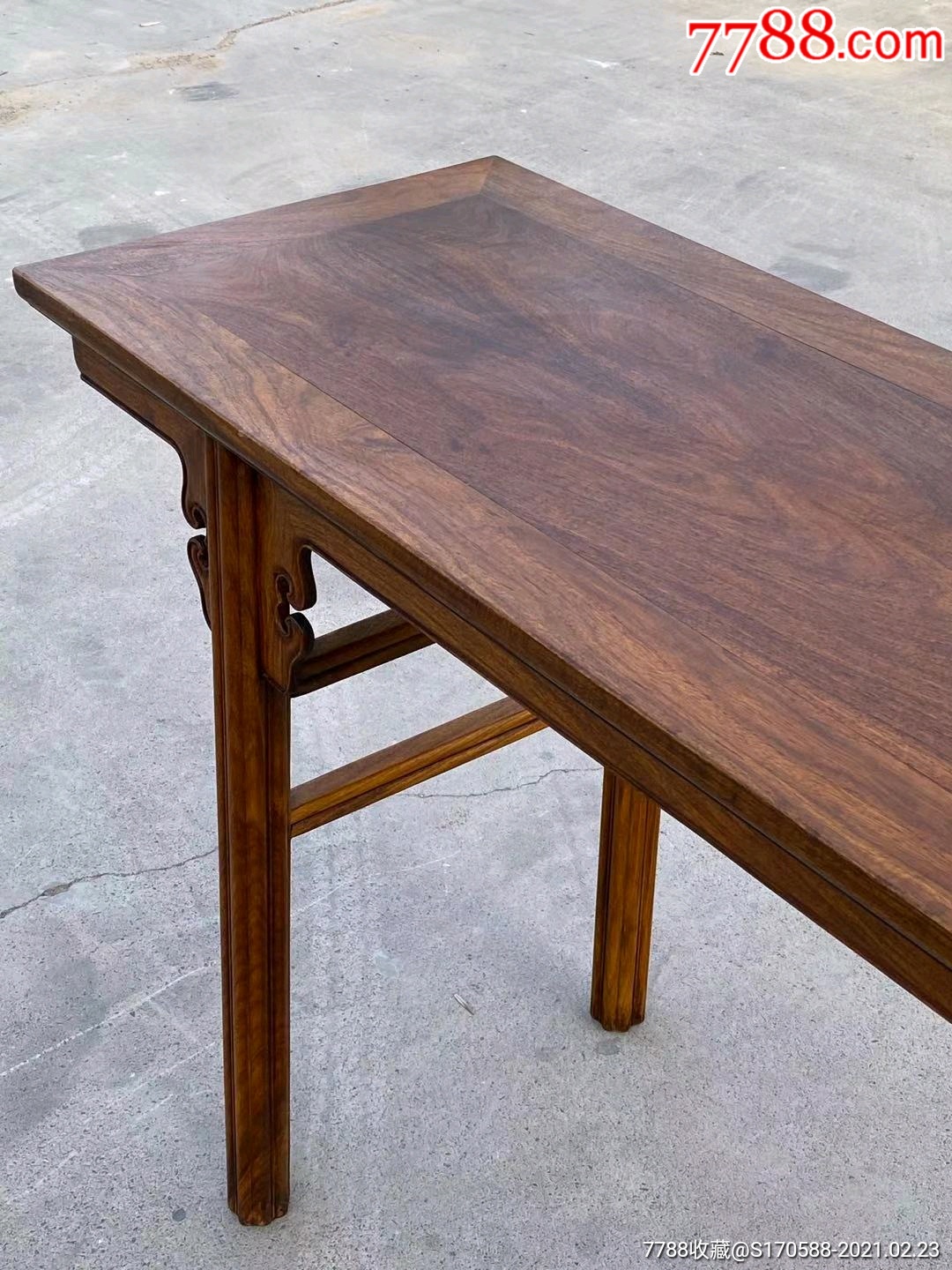 解放前后大户人家用的花纹极其漂亮的黄花梨瓜菱腿明式猫耳朵平头书案