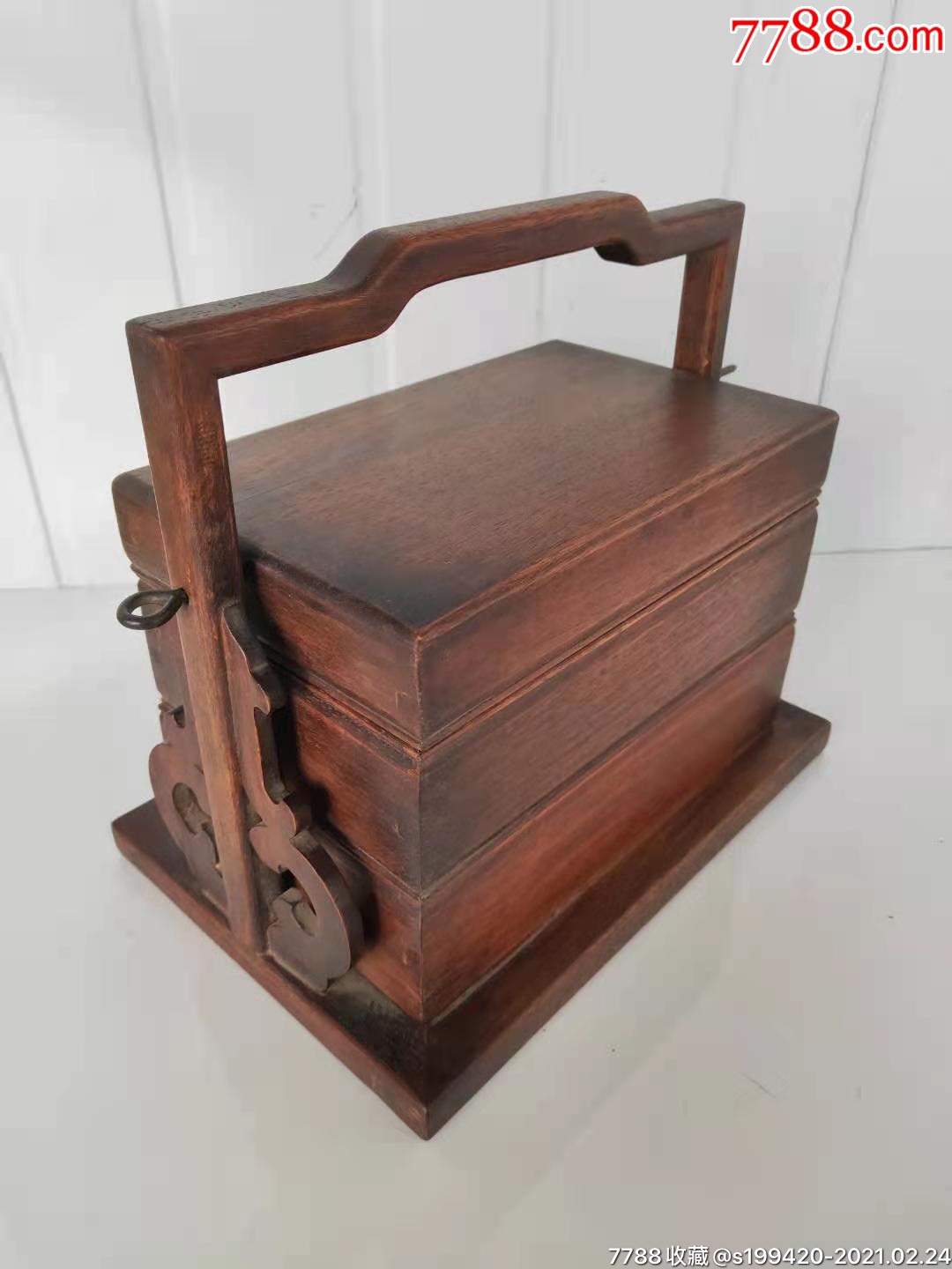 花梨木食盒.木纹漂亮,保存完好.