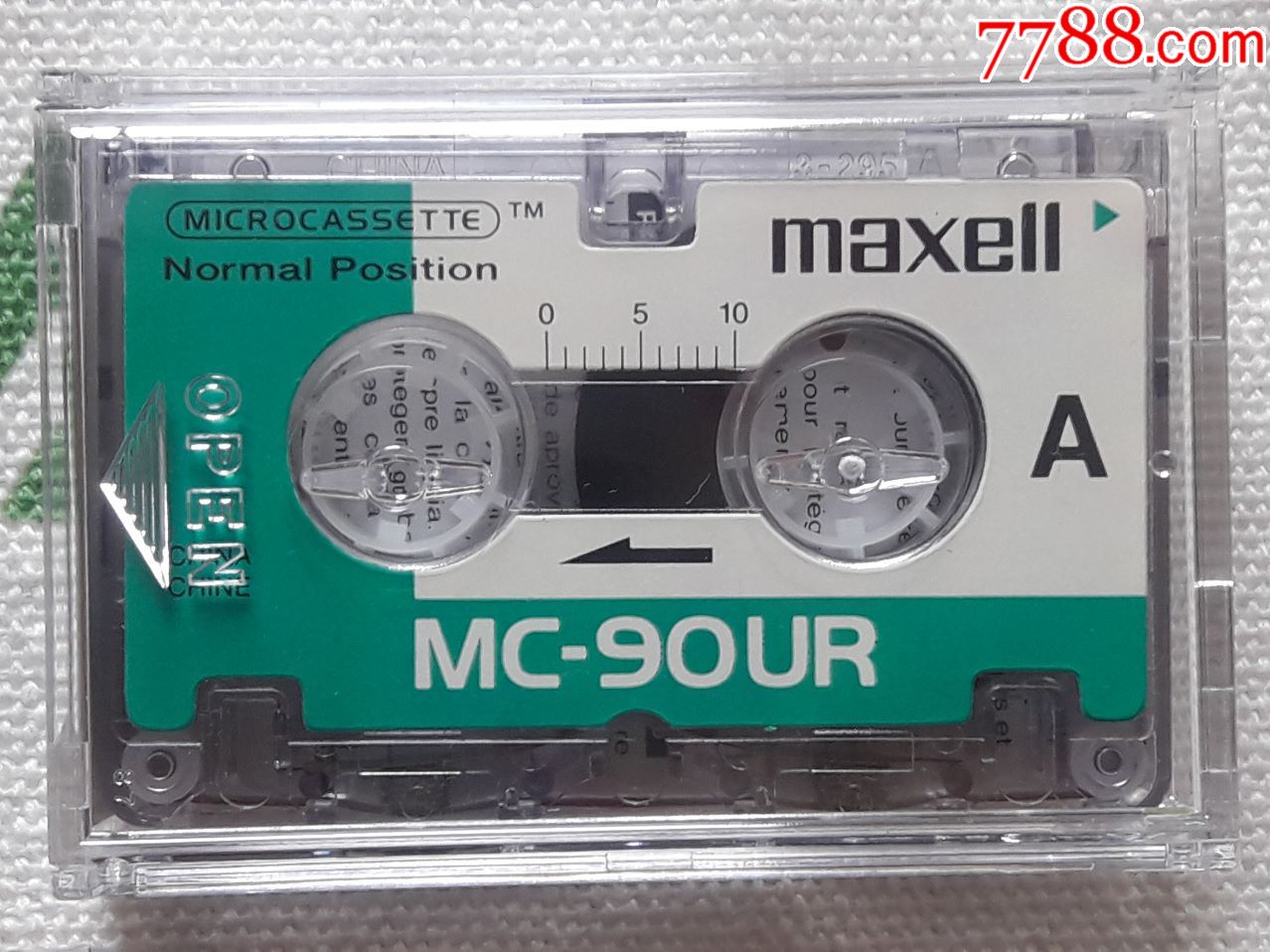 滚动鼠标滚轴,图片即可轻松放大,缩小更多"磁带/卡带