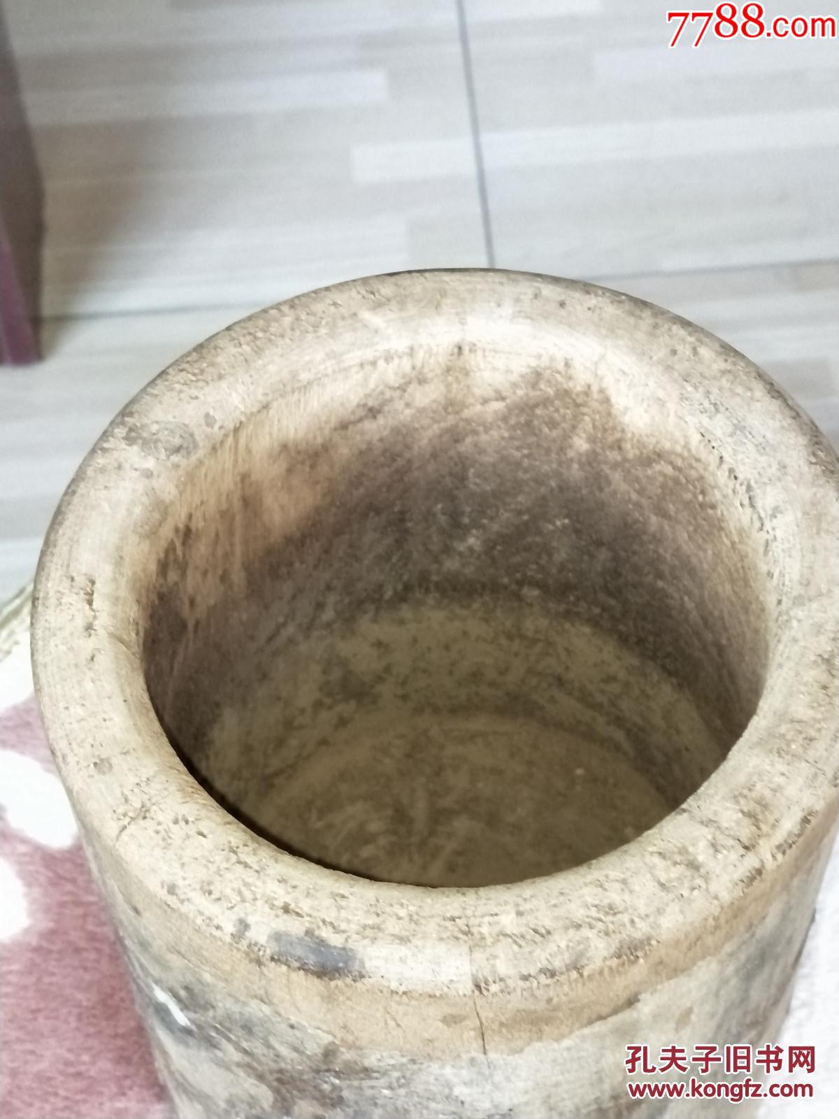 明代或清早期,老黄花梨或金丝楠嵌贝【笔筒】尺寸16.5x13cm