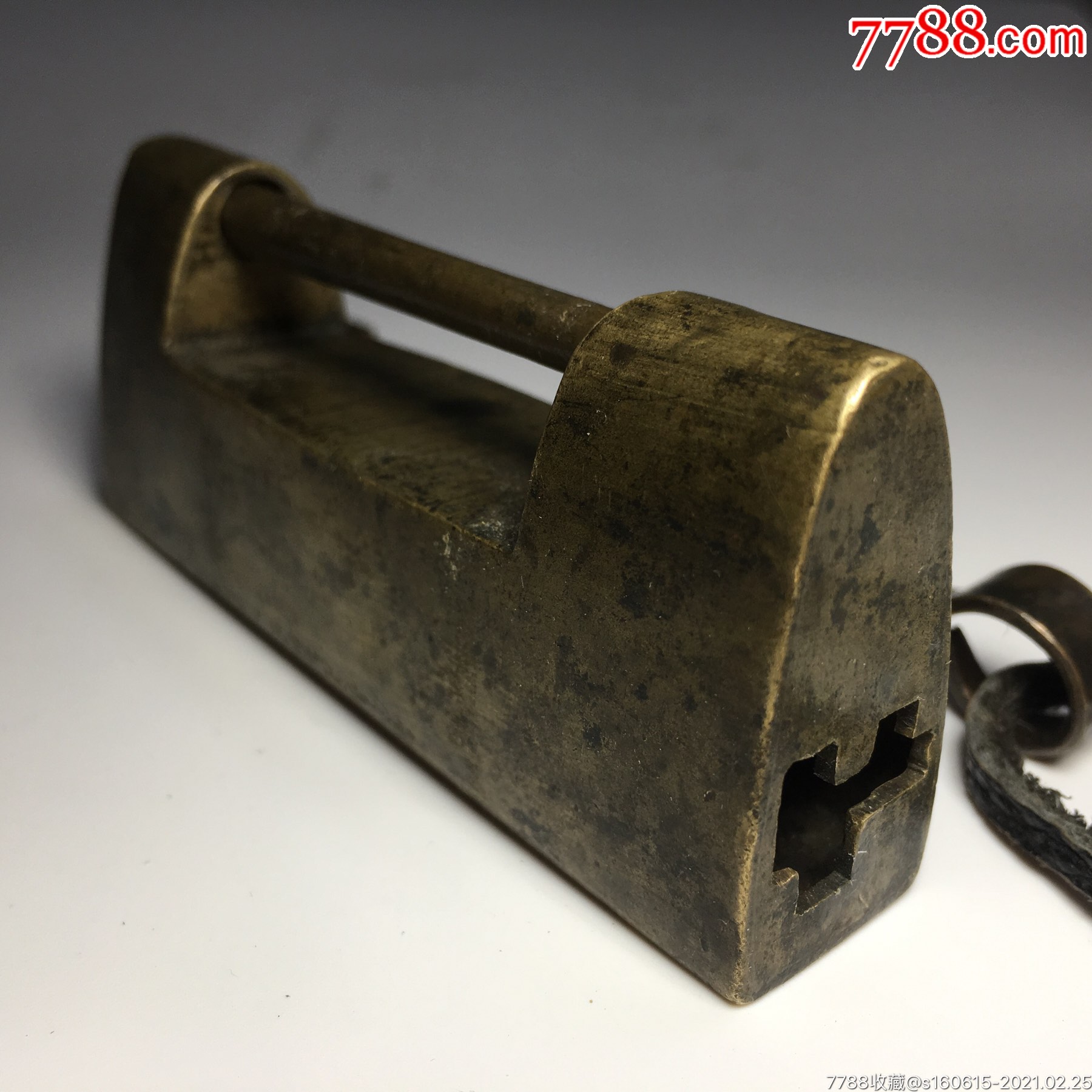 清代大铜锁老铜锁古锁收藏老钥匙锁具古董杂件锁柜子箱子