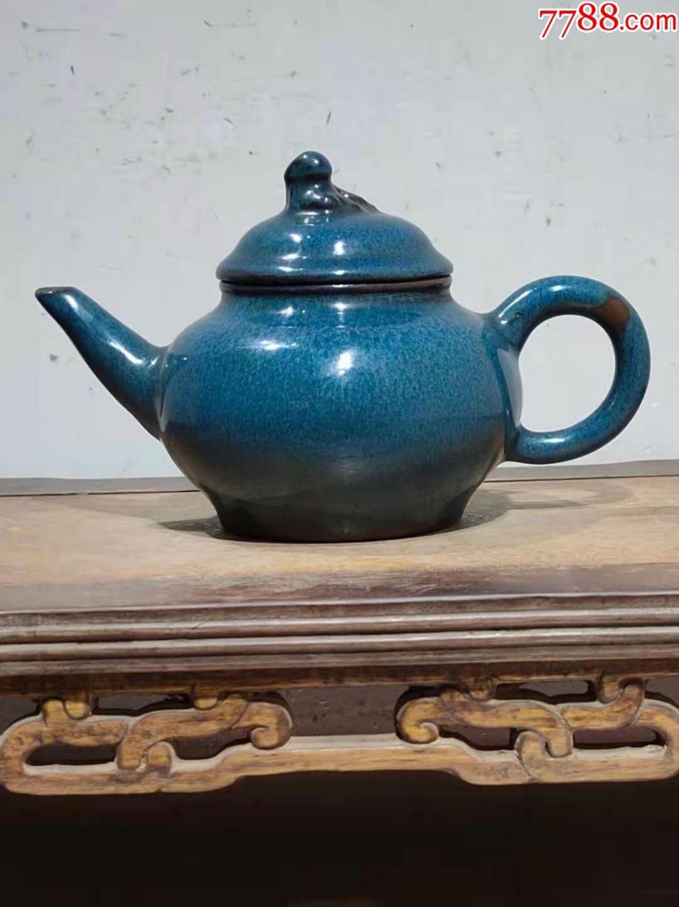 炉钧釉紫砂壶