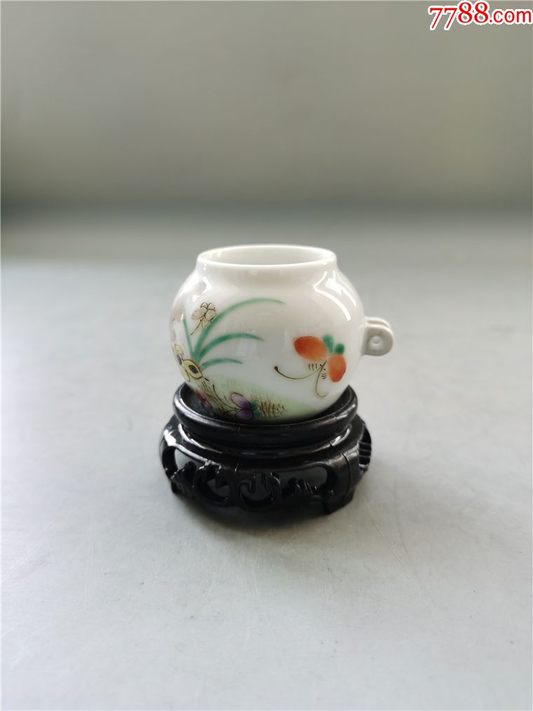 光绪粉彩蝶恋花鸟食罐