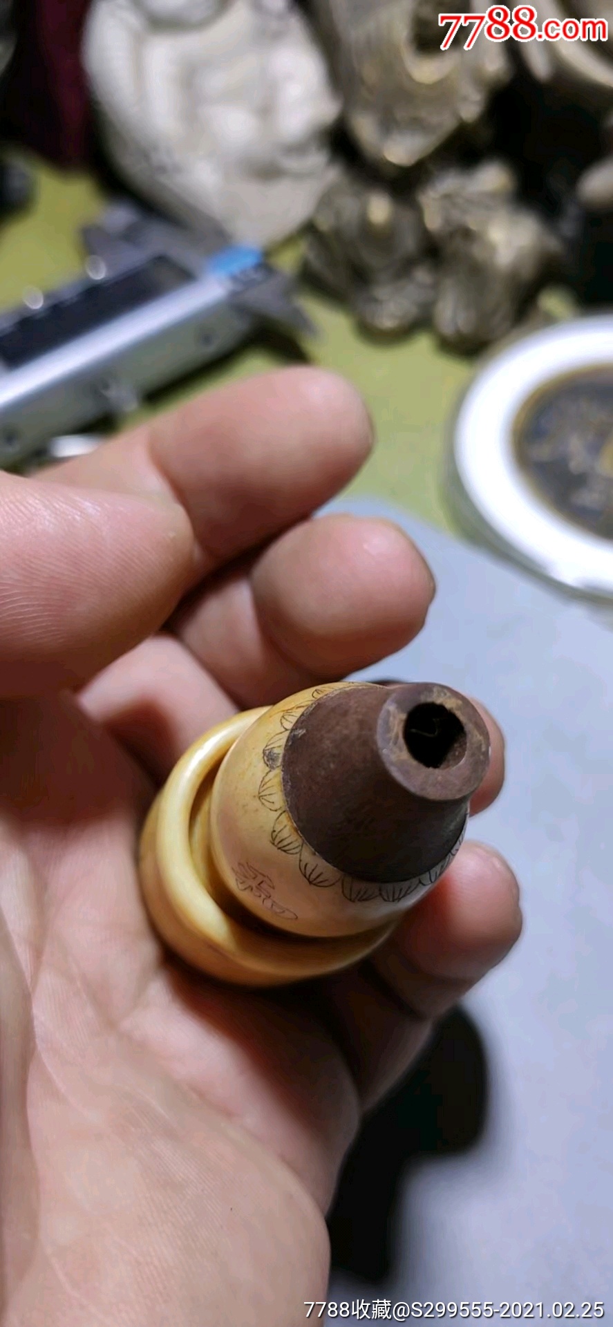 老骨头!鼻烟壶!刻工漂亮!